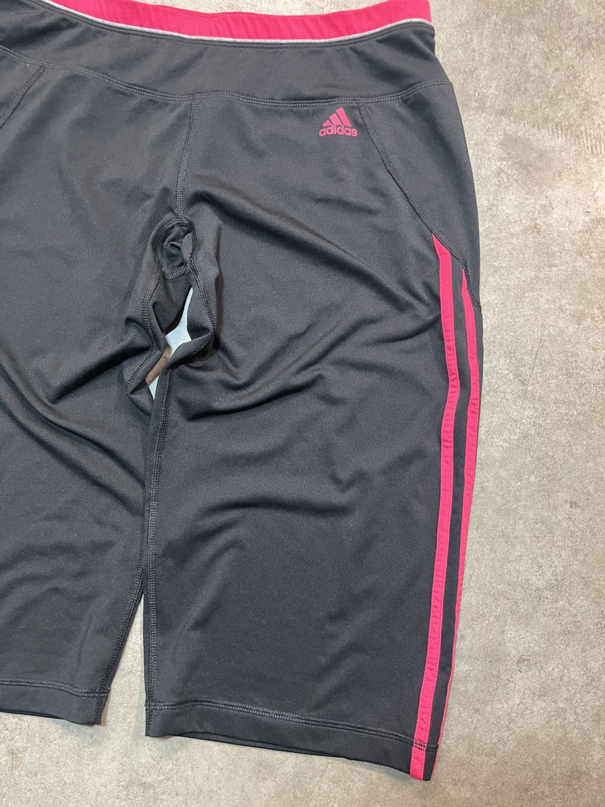 Adidas Adidas Black Striped Athletic Women’s Biking Capri Pants Sz Size 33" - 3 Thumbnail