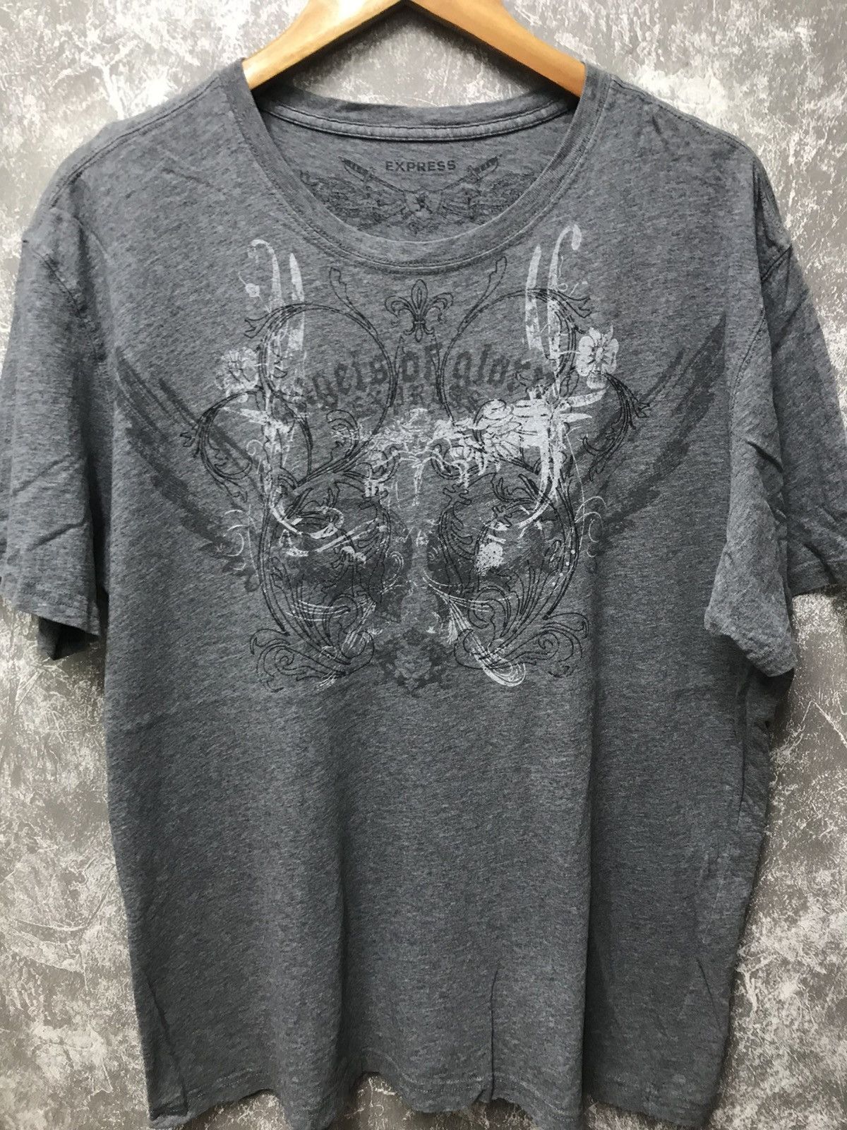 Affliction × Express × Southpole Express Affliction Skull Wing Y2K Graphic Tee Size US XL / EU 56 / 4 - 1 Thumbnail