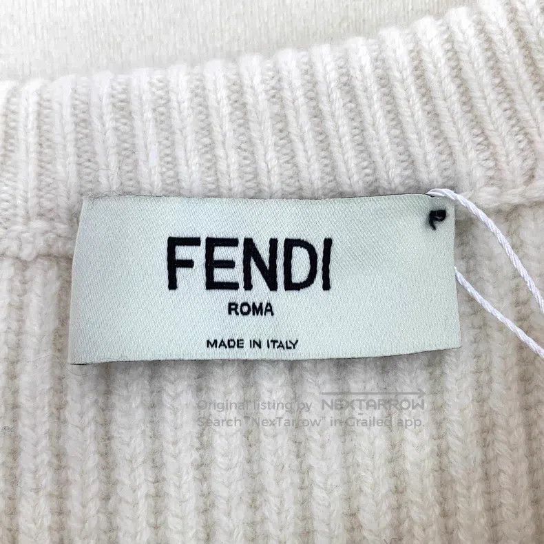 Fendi Fendi Beige Logo Pocket Relief, Silk Round Neck Long Sleev Size S / US 4 / IT 40 - 5 Thumbnail