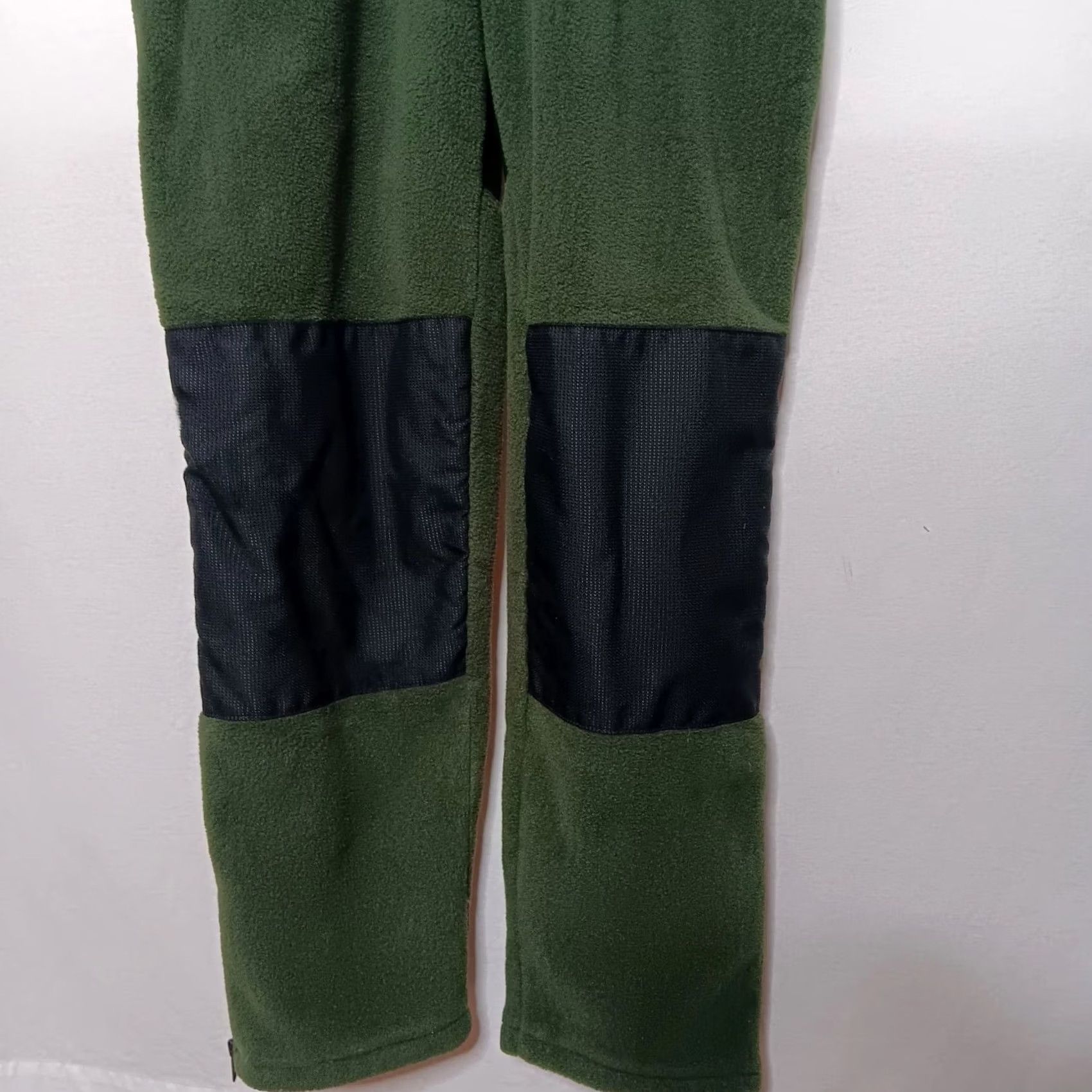 Vintage Adventure Tech Inc Bib Overalls L Men Green Fleece Knee Reinforced Zip Side Adjustable Straps 29" Inseam Snow Pants Size US 33 - 7 Thumbnail