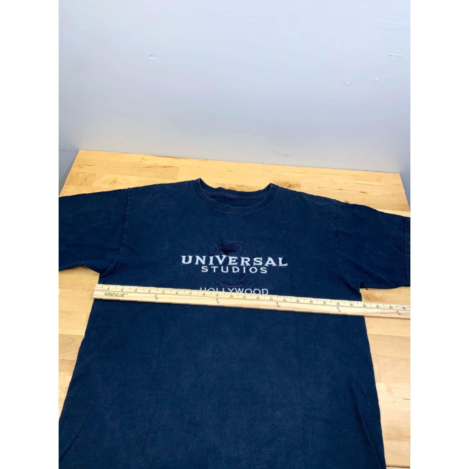 Vintage VINTAGE Universal Studios Hollywood Shirt Mens M Blye Embroidered Y2K 11580 Size US M / EU 48-50 / 2 - 6 Thumbnail