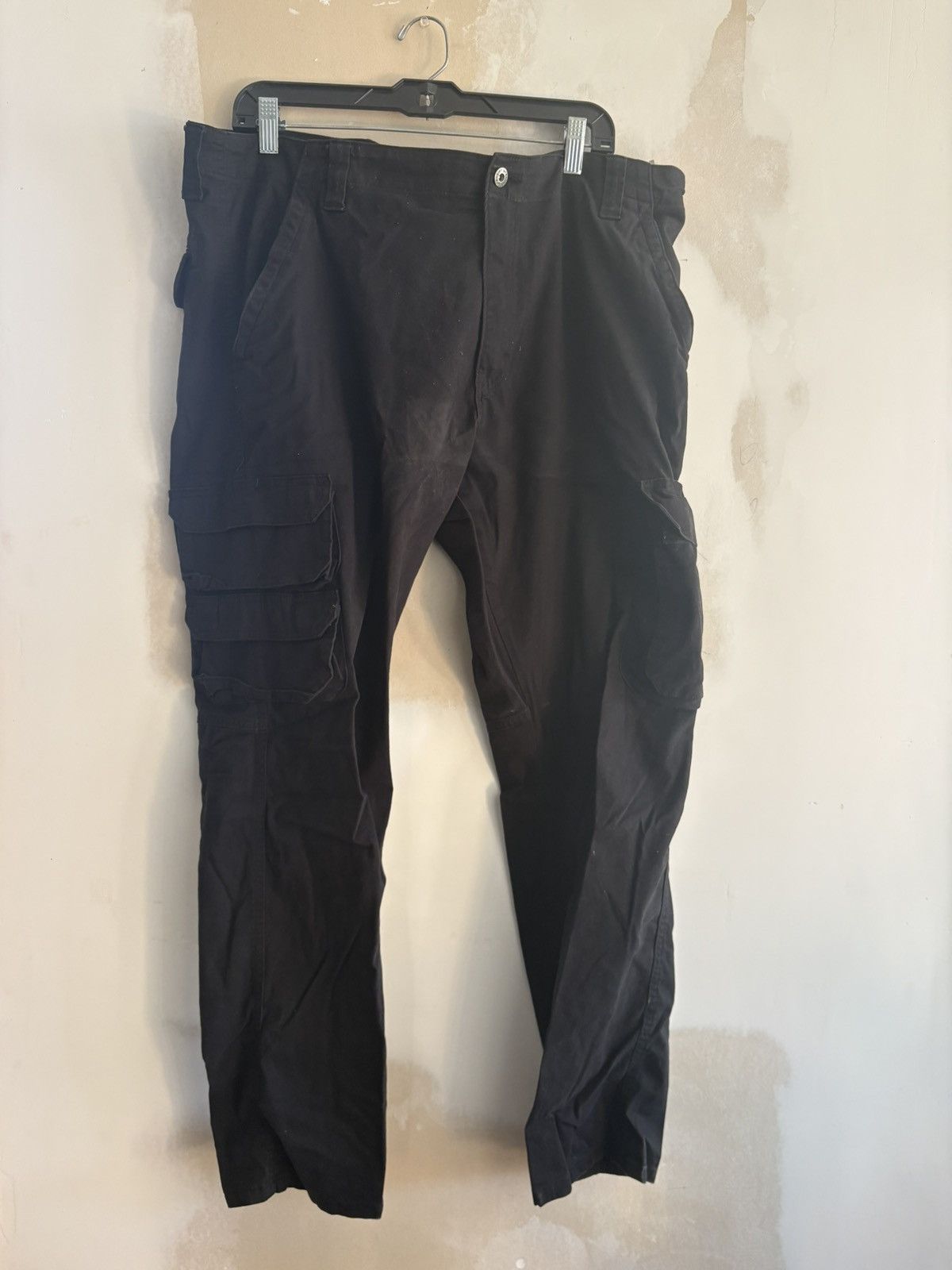 Wrangler Black Cargo Utility Pants Size US 36 / EU 52 - 1 Thumbnail