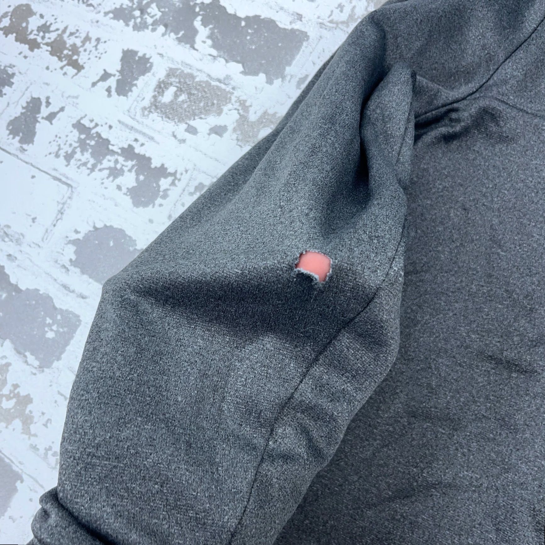 Under Armour Under Armour Sweatshirt Men Small Gray Black Pullover 1/4 Zip Mock Neck Long Sleeve Regular Fit Sports Classic Golf Size US S / EU 44-46 / 1 - 6 Thumbnail
