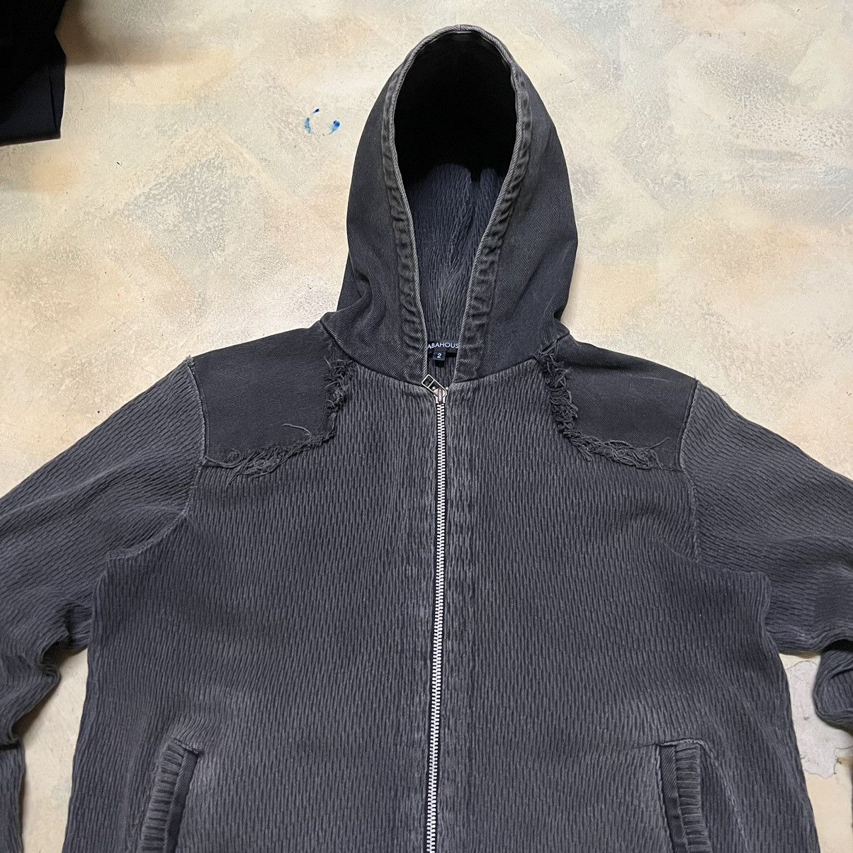 ABAHOUSE Abahouse Japanese Brand Distressed Style Hoodie Avant Garde Size US S / EU 44-46 / 1 - 5 Thumbnail