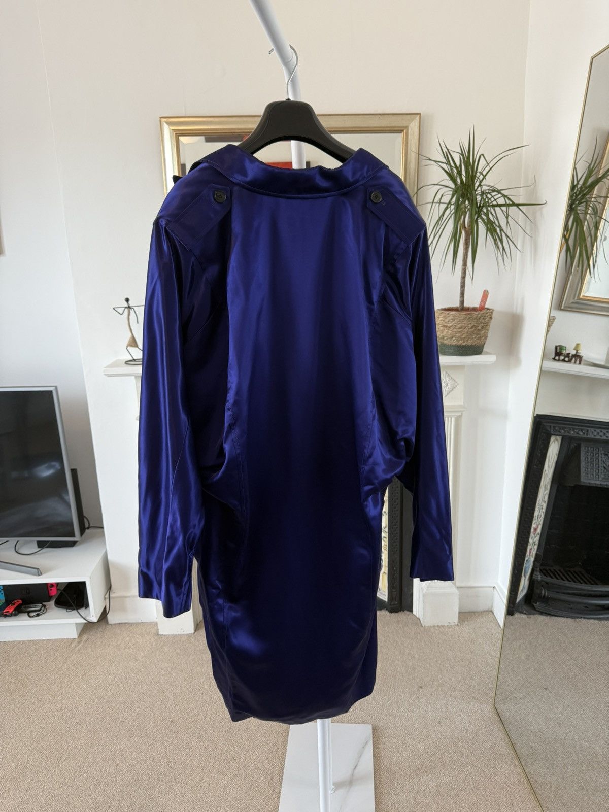 Saint Laurent Paris SS22' Saint Laurent Satin Purple Overcoat Size US M / EU 48-50 / 2 - 4 Thumbnail