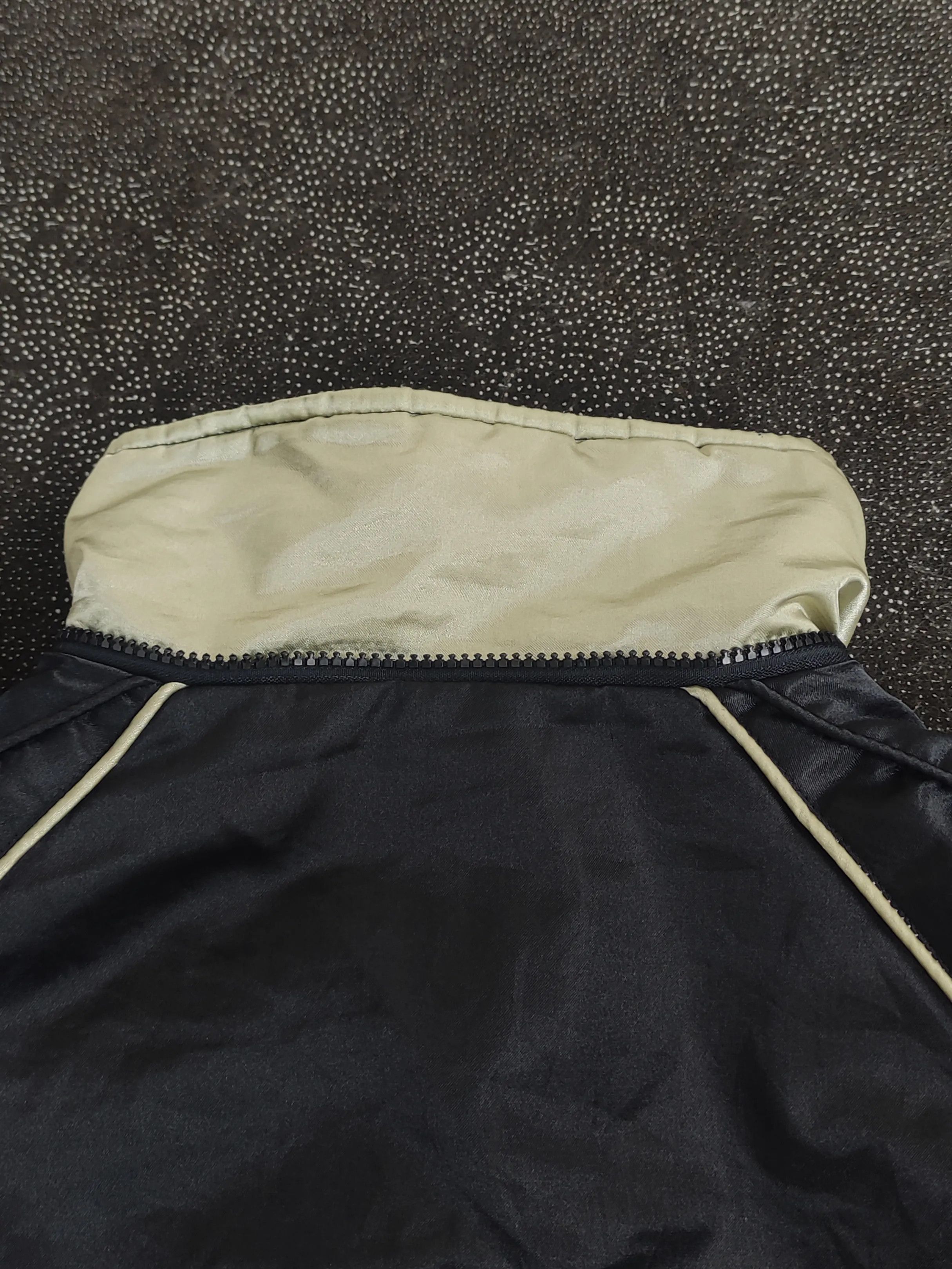 Asahi Vintage Asahi Soft Drinks Wonda Coffee Jacket J023 Size US XL / EU 56 / 4 - 16 Thumbnail