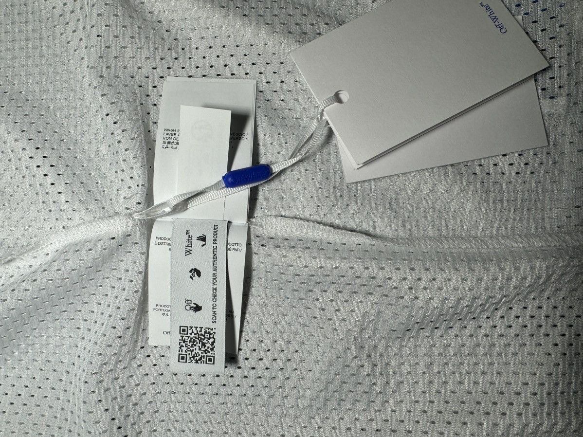 Off-White Off-White Gothic Logo Mesh Jersey and Shorts Set Size XL Size US XL / EU 56 / 4 - 20 Thumbnail