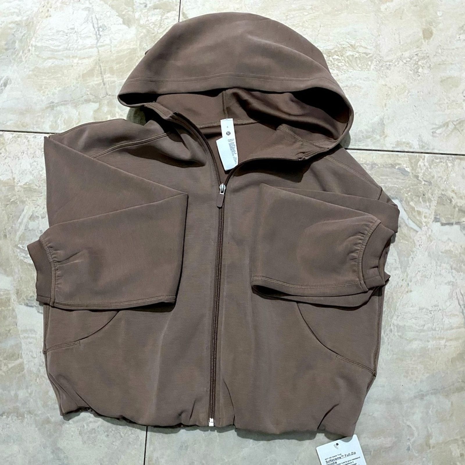 Lululemon NWT Lululemon Softstreme Full-Zip Hoodie Size M / US 6-8 / IT 42-44 - 6 Thumbnail