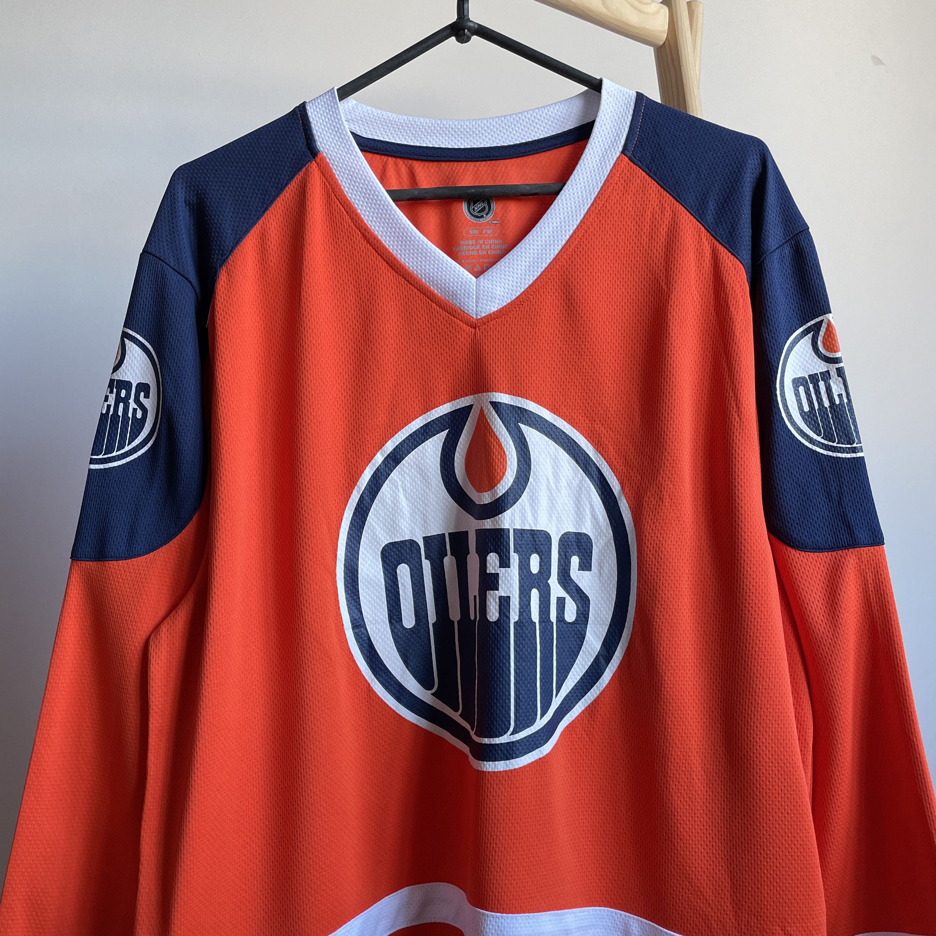 NHL Edmonton Oilers NHL Hockey Jersey Size S Size US S / EU 44-46 / 1 - 3 Thumbnail