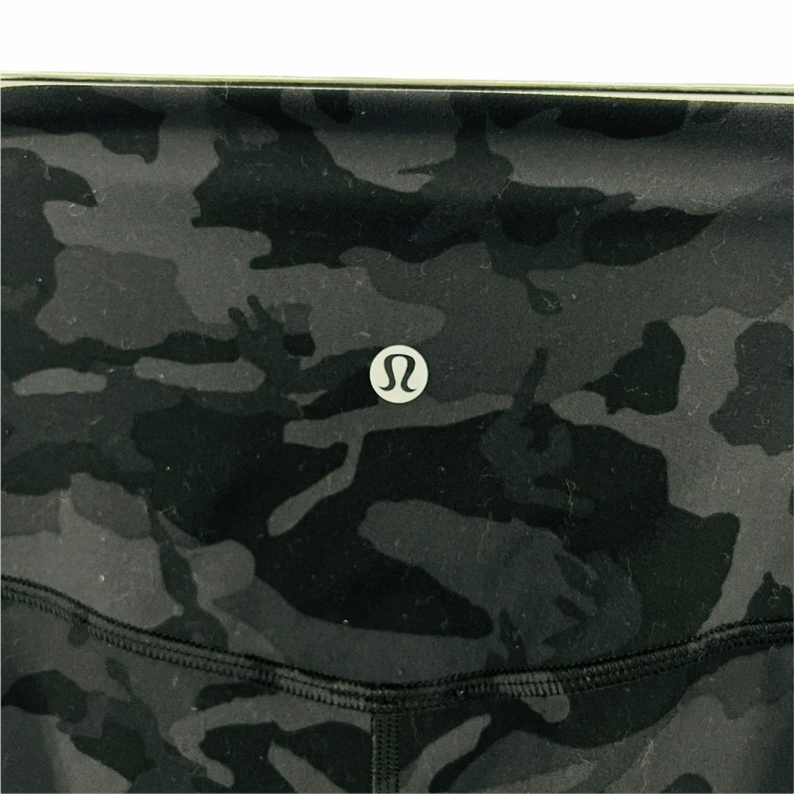 Lululemon Lululemon Align High Rise Crop 21" Deep Coal Camo Leggings 4 Size 27" / US 4 / IT 40 - 4 Thumbnail