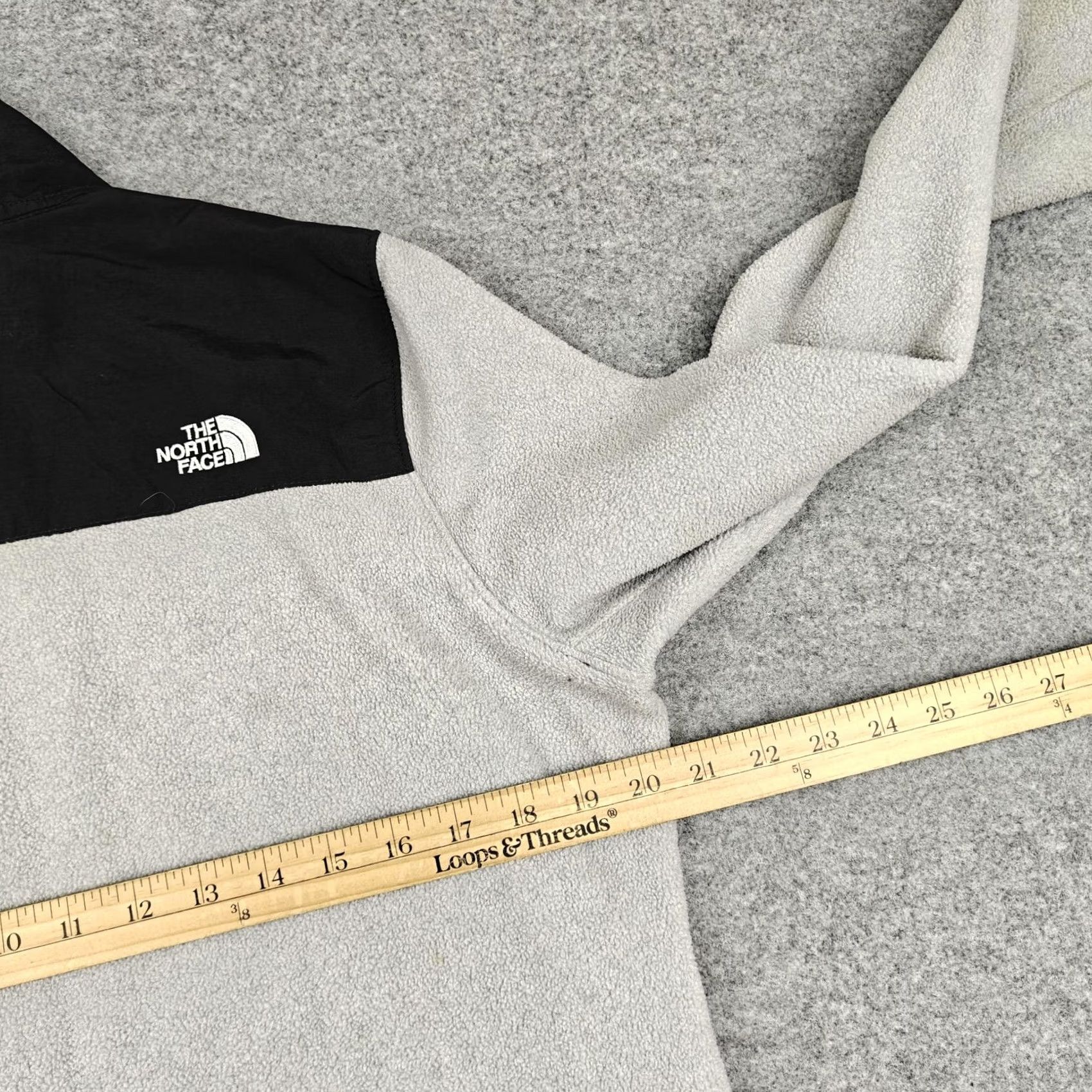 The North Face The North Face Jacket Womens L Gray Fleece Full Zip Colorblock Pockets Logo Size L / US 10 / IT 46 - 7 Thumbnail