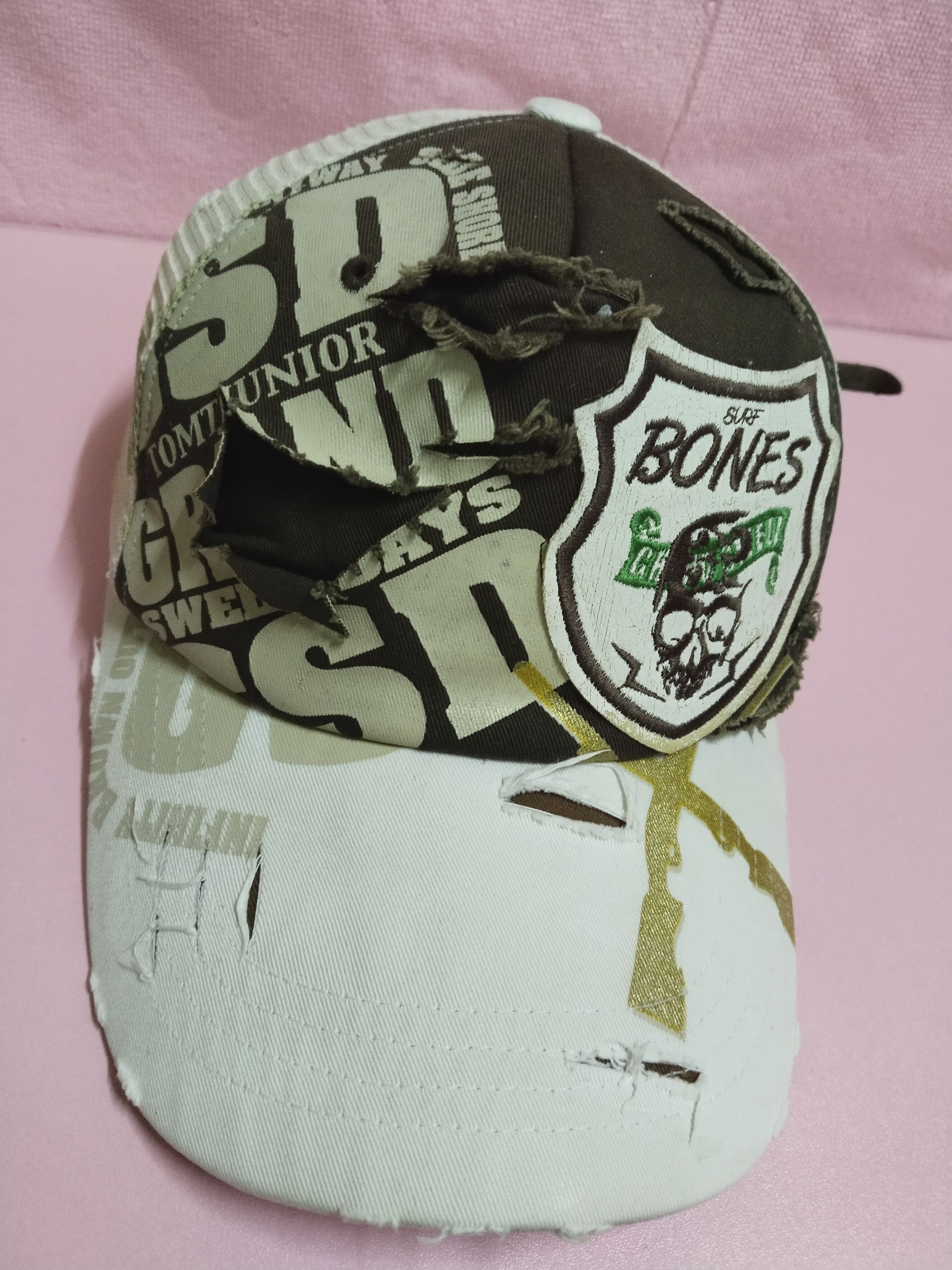 Japanese Brand VINTAGE TOM DISTRESSED SURF BONES TRUCKER HAT Size ONE SIZE - 2 Thumbnail