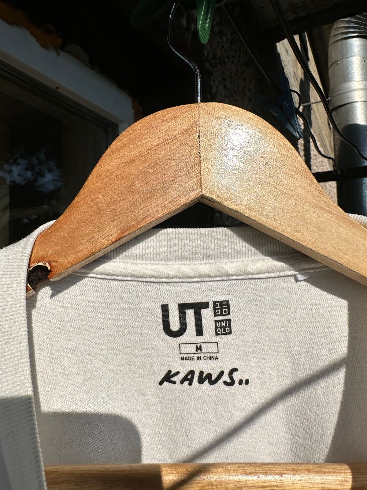 Kaws × Uniqlo Vintage Uniqlo x Kaws x Sesame Street White T-Shirt Size US M / EU 48-50 / 2 - 16 Thumbnail