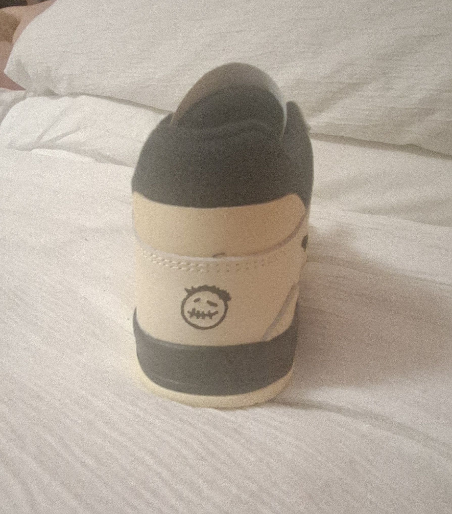 Travis Scott Travis scott bright cactus Size US 5 / EU 37 - 4 Thumbnail
