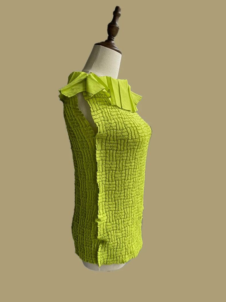 Issey Miyake Issey Miyake Top with a lotus leaf collar Size M / US 6-8 / IT 42-44 - 2 Thumbnail