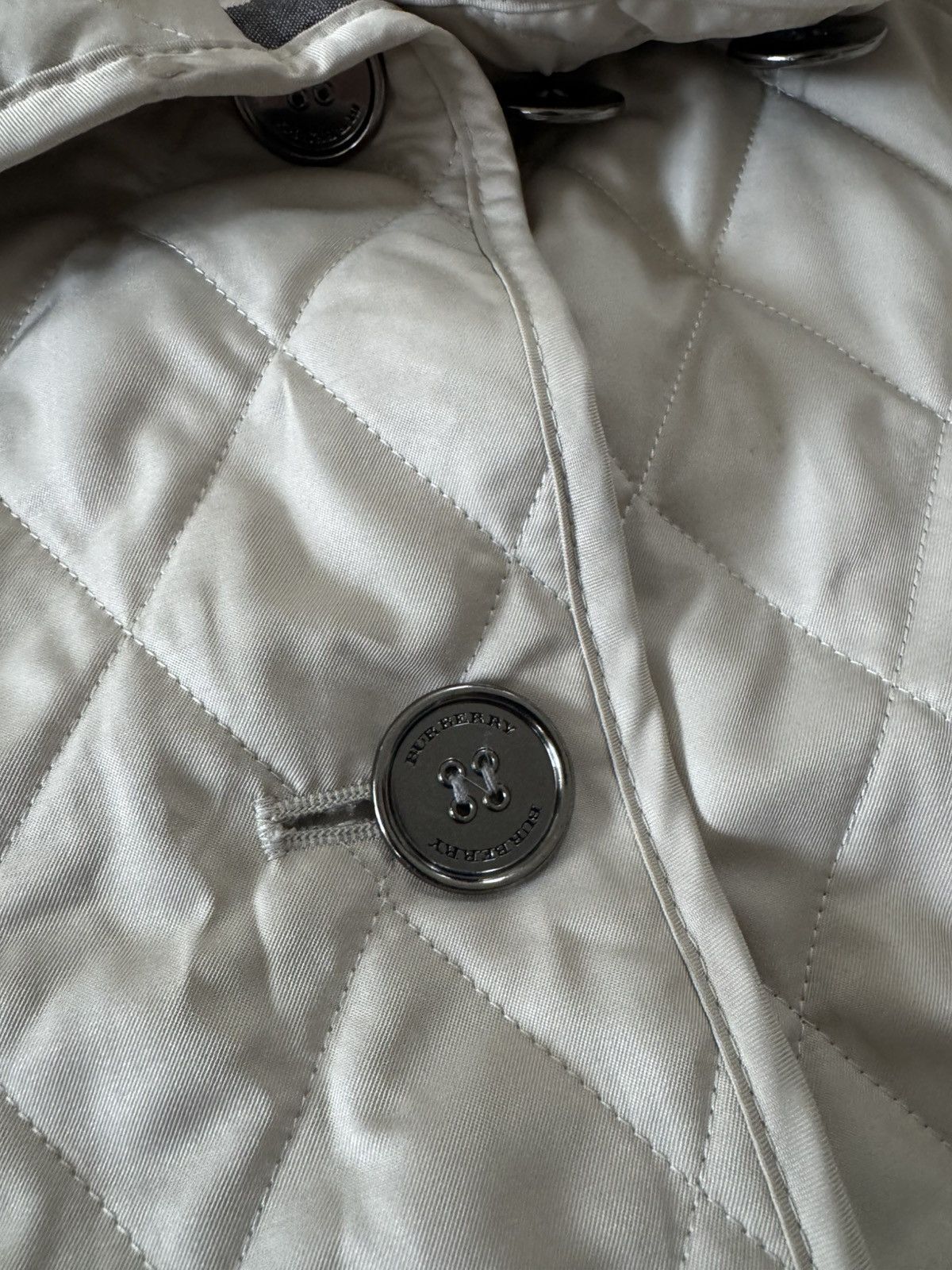 Burberry × Burberry Prorsum Burberry Nova Check Diamond Quilted Beige Barn Button Jacket Size M / US 6-8 / IT 42-44 - 14 Thumbnail