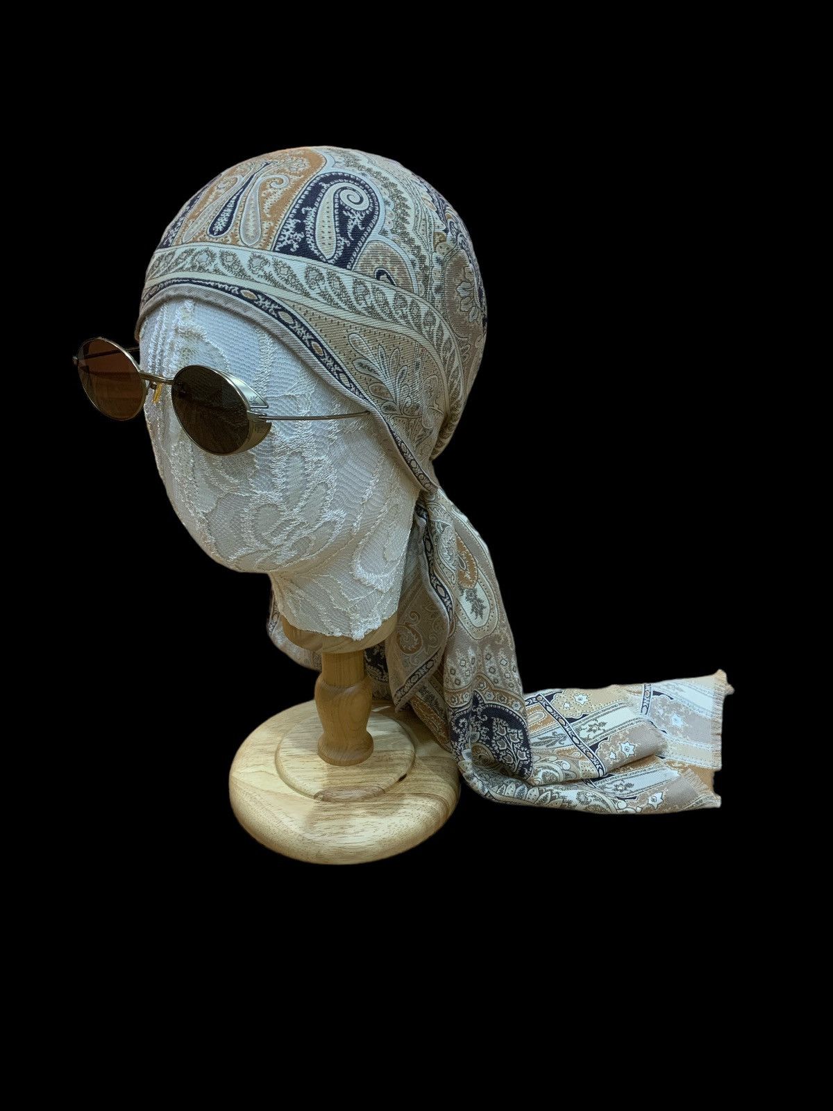 Etro VINTAGE ETRO BEIGE SILK HEAD SCARF Size ONE SIZE - 1 Thumbnail
