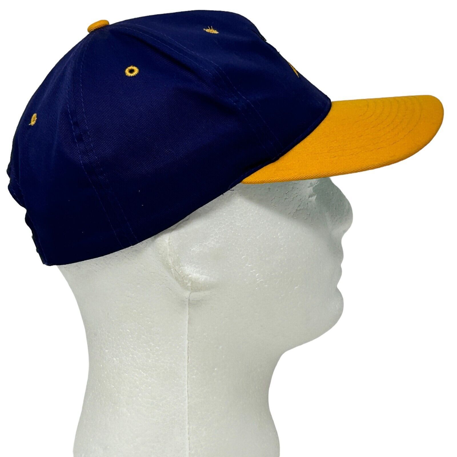 NFL Vintage 90s Minnesota Vikings Hat Baseball Cap Purple NFL Size ONE SIZE - 5 Thumbnail