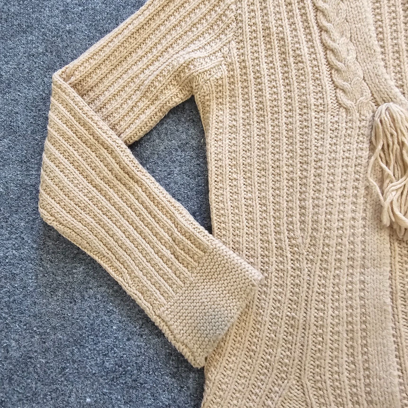 Camel Sleeping On Snow Cardigan Sweater Women Small Beige Camel Hair Blend Long Sleeve Size S / US 4 / IT 40 - 5 Thumbnail