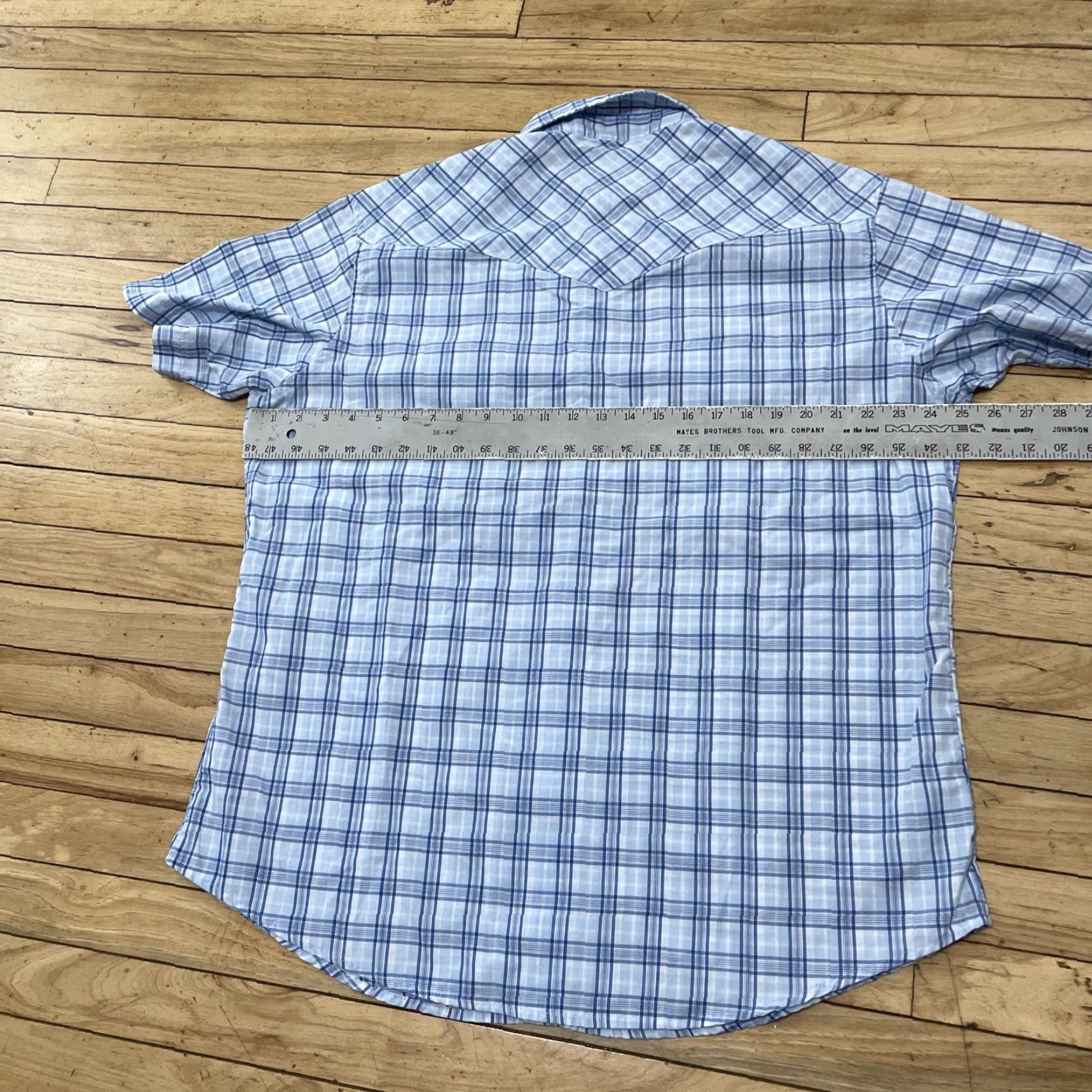 Wrangler VINTAGE Wrangler Western Shirt Men XL Pearl Snap Blue Plaid Cowboy Brushpopper XL 48" Shirt Mens Blue Plaid Pearl Snap Western Shirt XL 48" Wrangler Size US XL / EU 56 / 4 - 6 Thumbnail