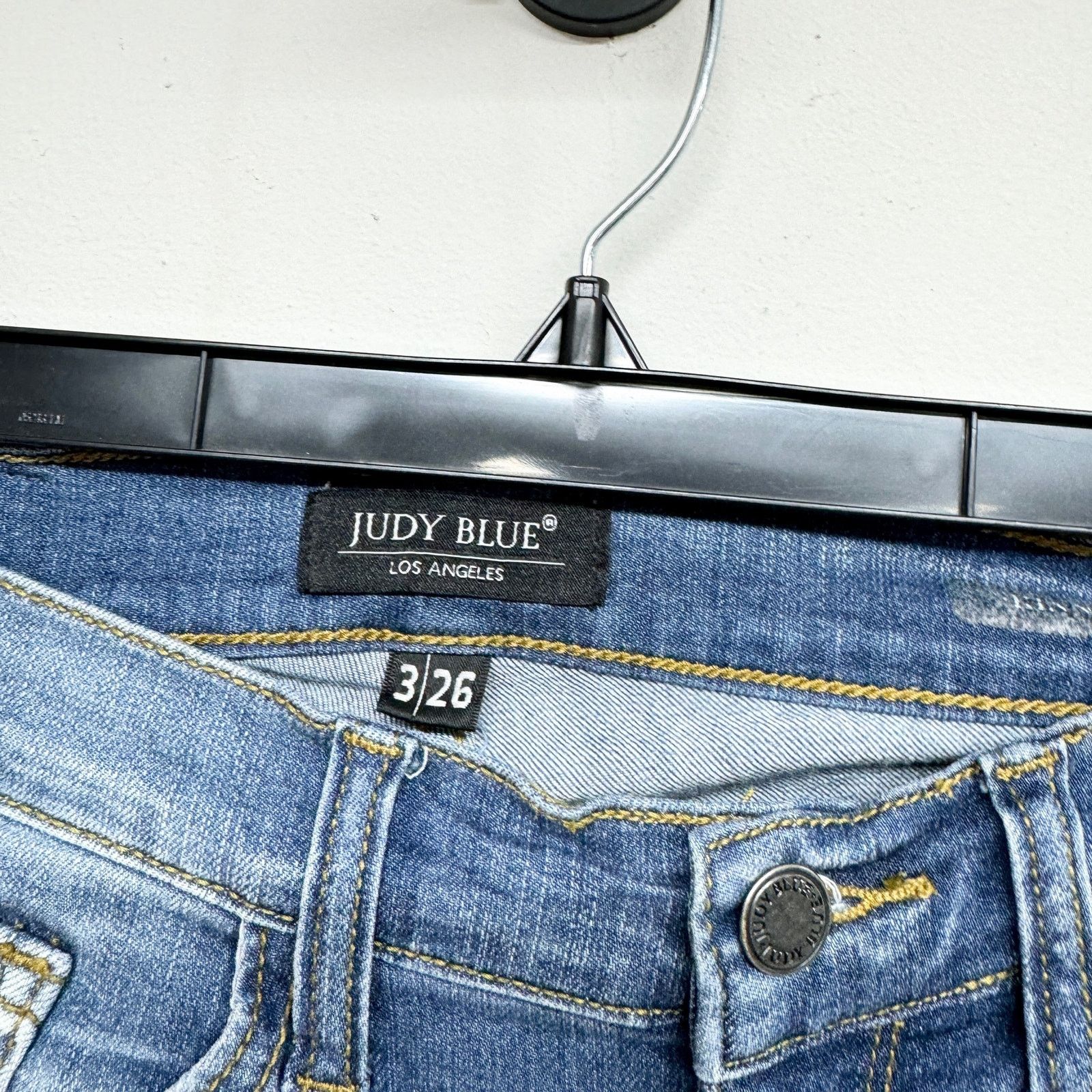 Judy Blue Judy Blue Patched Rip Skinny Jeans Stretch Raw Hem 3/26 Size 26" / US 2 / IT 38 - 3 Thumbnail