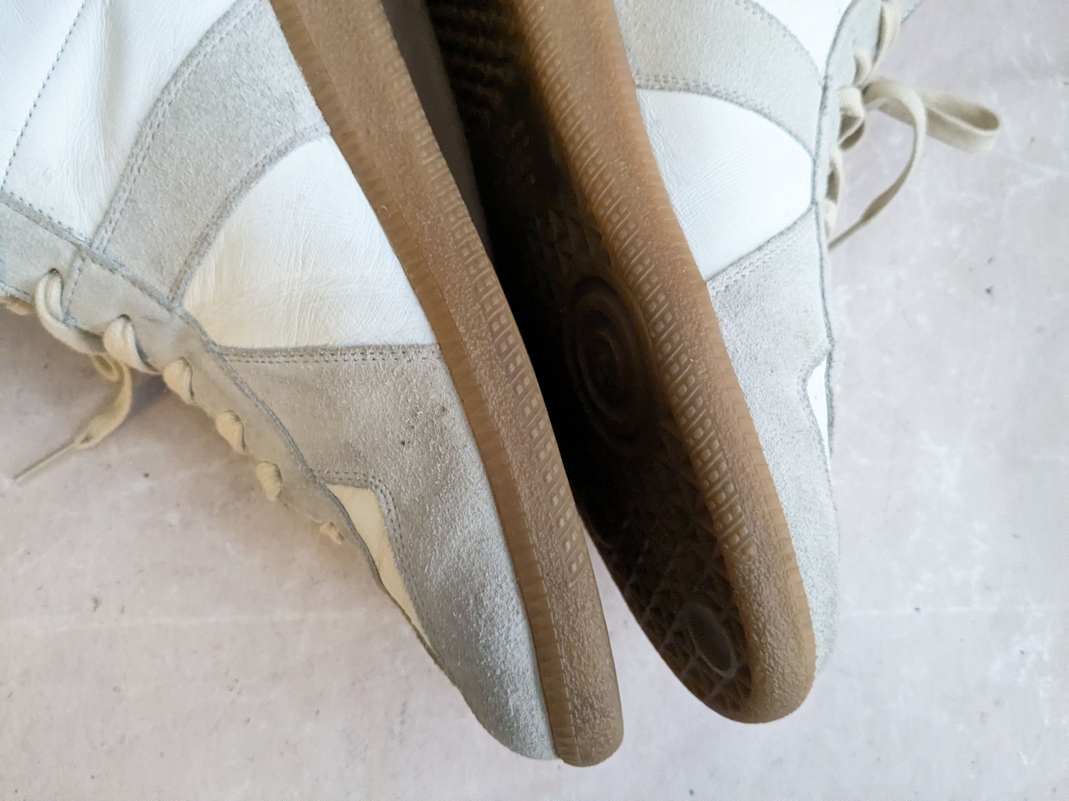 Maison Margiela Maison Margiela Replica GAT White Gray 11 44 High Tops Size US 11 / EU 44 - 14 Thumbnail