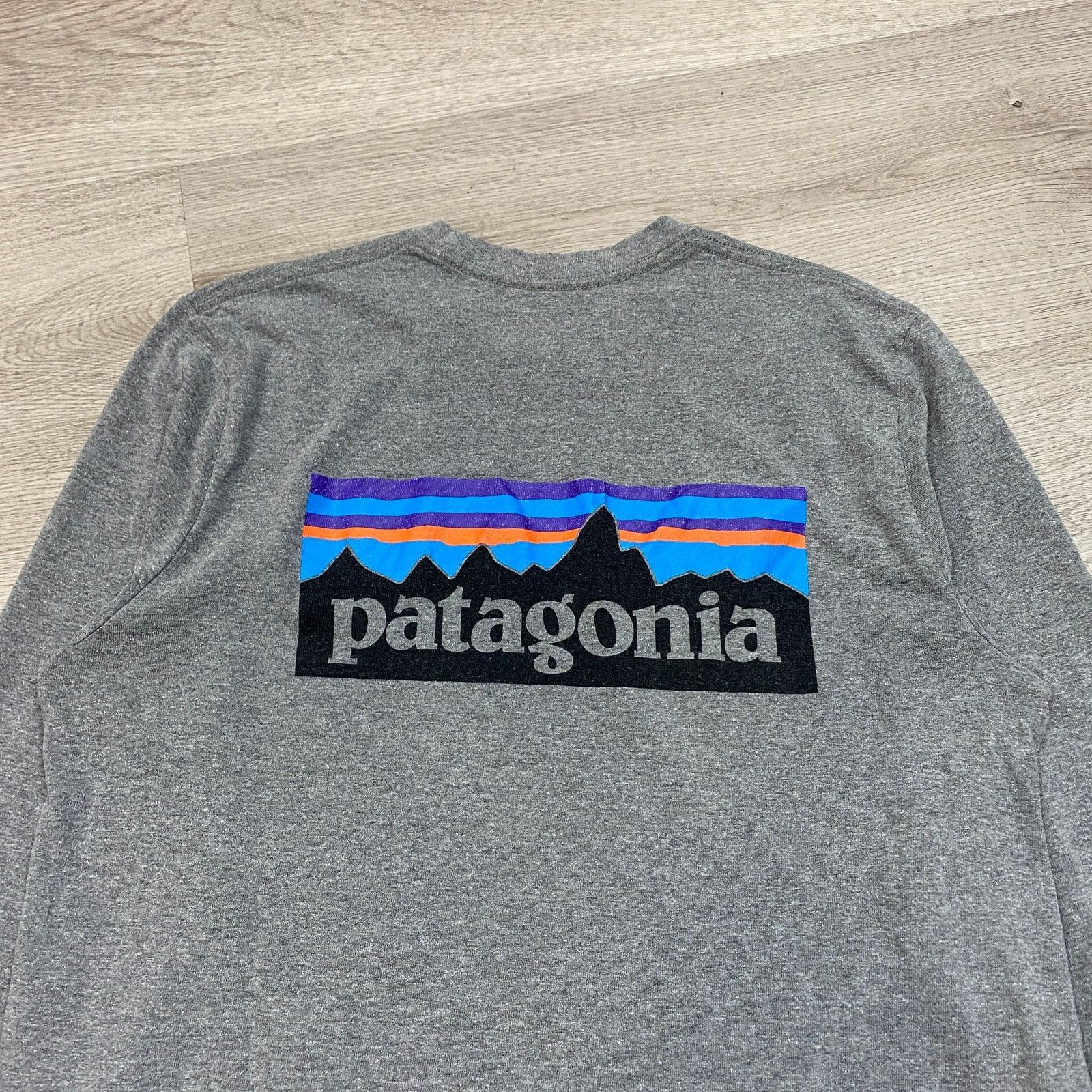 Patagonia Patagonia P-6 Logo Long Sleeve Responsibili-tee Shirt M Gorp Size US M / EU 48-50 / 2 - 3 Thumbnail