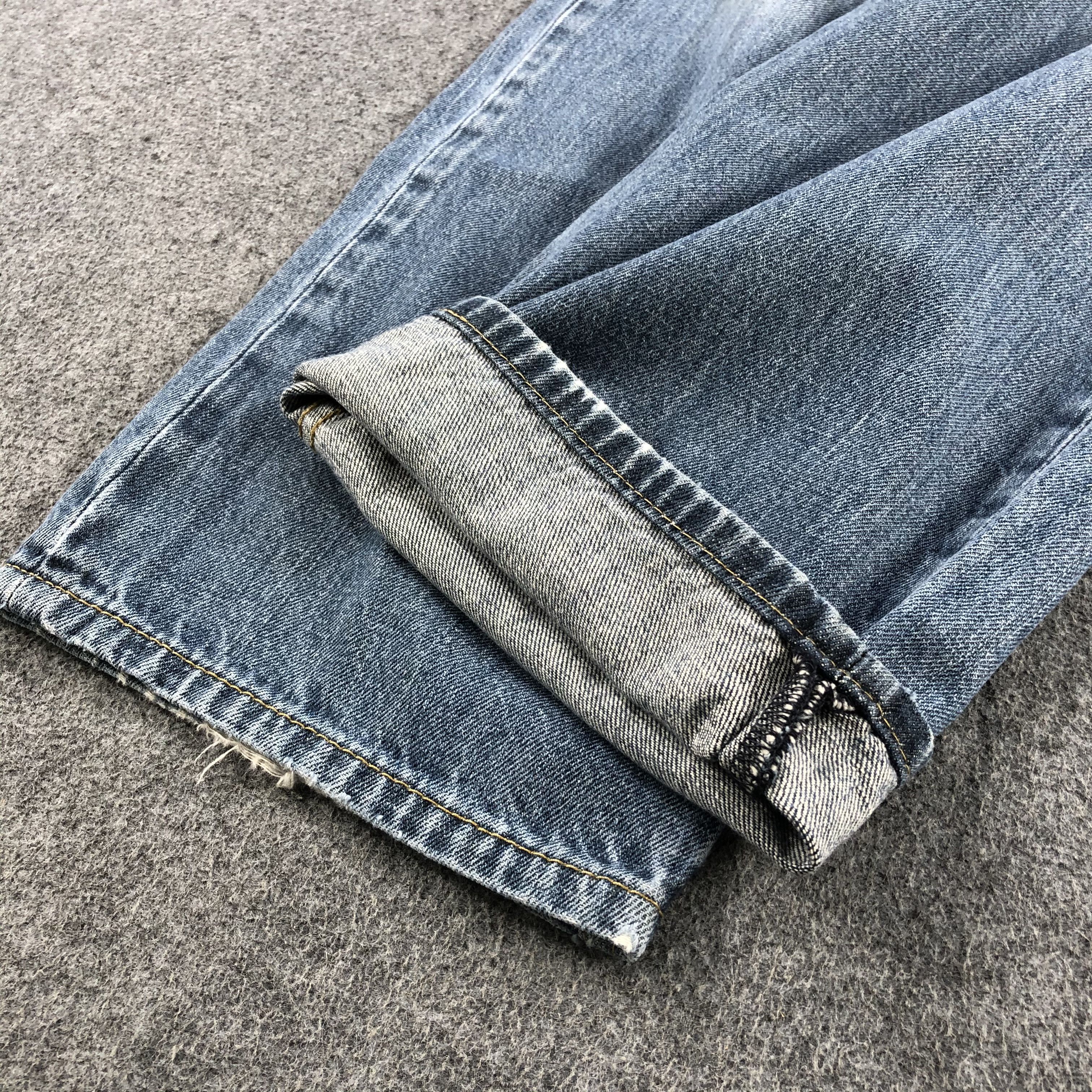 Levi's Vintage Blue Wash Levis 550 Jeans-J2088 Size US 35 - 7 Thumbnail