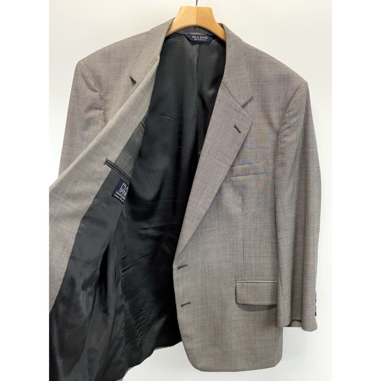 Jos. A. Bank VINTAGE Jos A Bank 2 Pc Suit Men’s 46R Jacket 40x27 Pants Black White Mini Houndstooth Mens Suit Jacket Set Regular Wool 2 Piece Size 46R - 6 Thumbnail