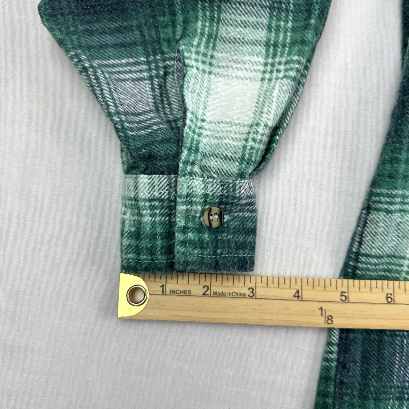 Vintage VINTAGE Kiss Club Collection Shirt Adult Large Green Plaid Flannel Y2K Outdoor Classic Womens Size L / US 10 / IT 46 - 5 Thumbnail