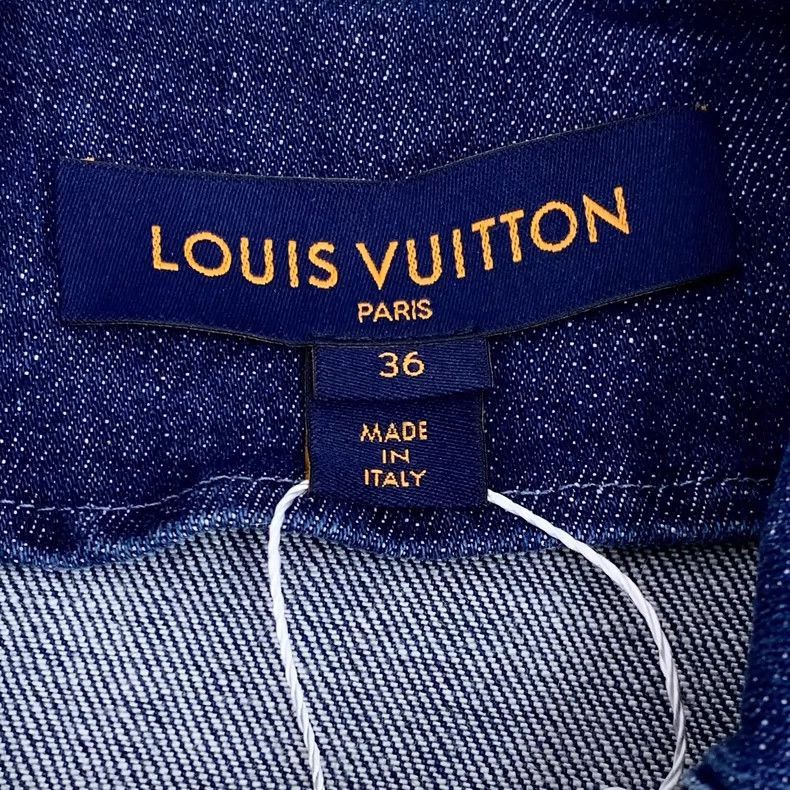 Louis Vuitton Louis Vuitton Denim Jacket with Logo Patch-2506 Size XS / US 0-2 / IT 36-38 - 6 Thumbnail