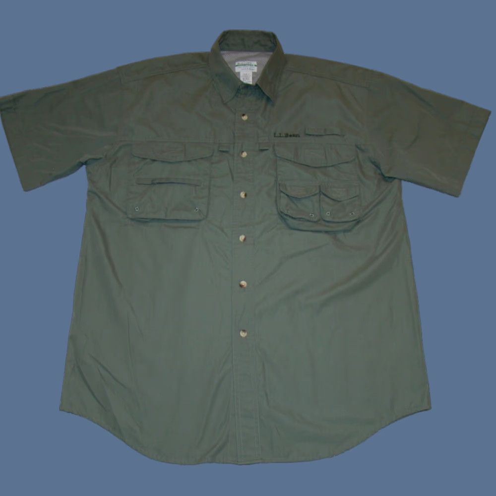 Vintage L.L. Bean Mens Button-Up Shirt Buzz Off Green Fishing Vented Pocketed Short Sleeve Collared 60% Cotton 40% Polyester M Mens Size US M / EU 48-50 / 2 - 1 Thumbnail