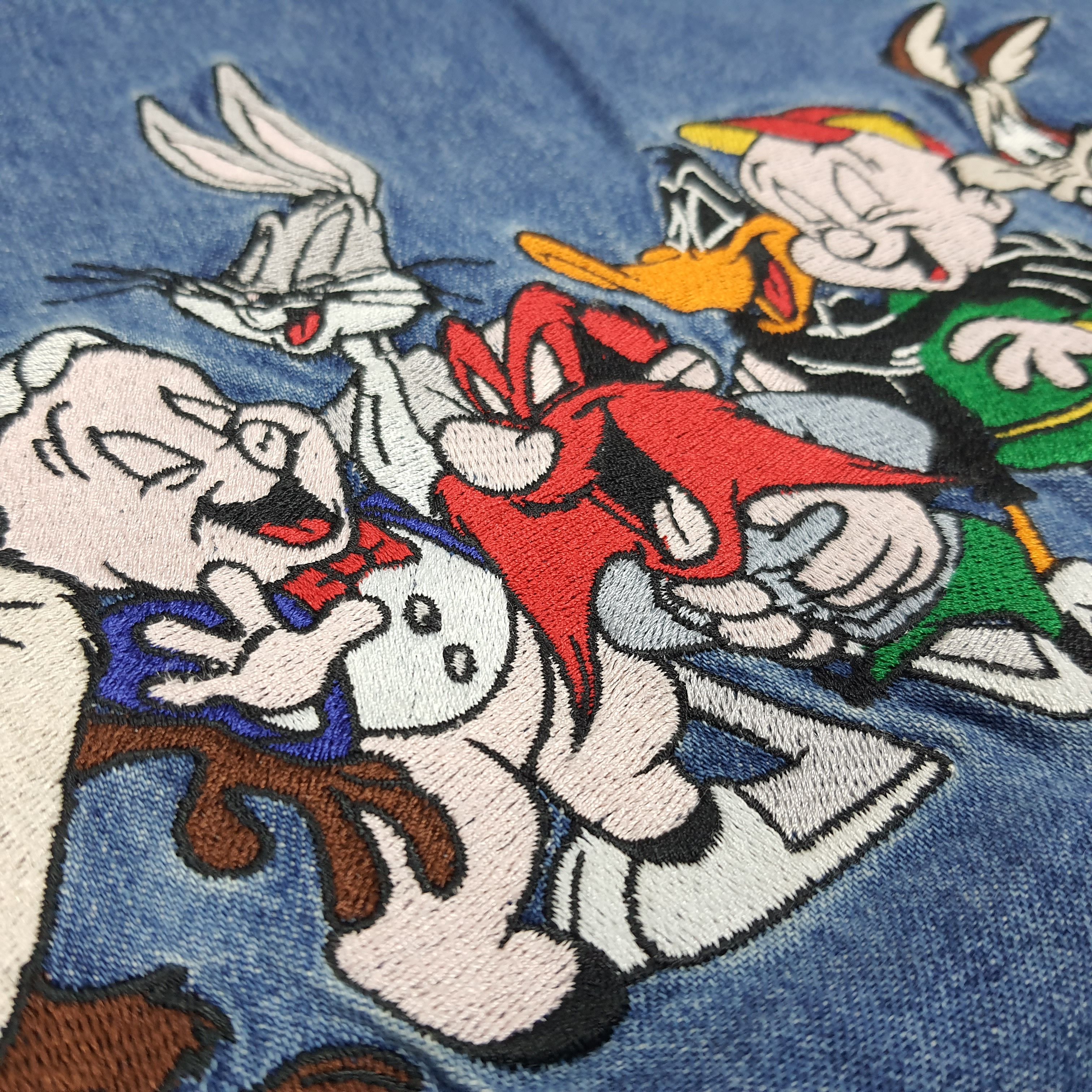 Vintage × Warner Bros Vintage Warner Bros. Studio Looney Tunes Embroidered Shirt Size US M / EU 48-50 / 2 - 3 Thumbnail