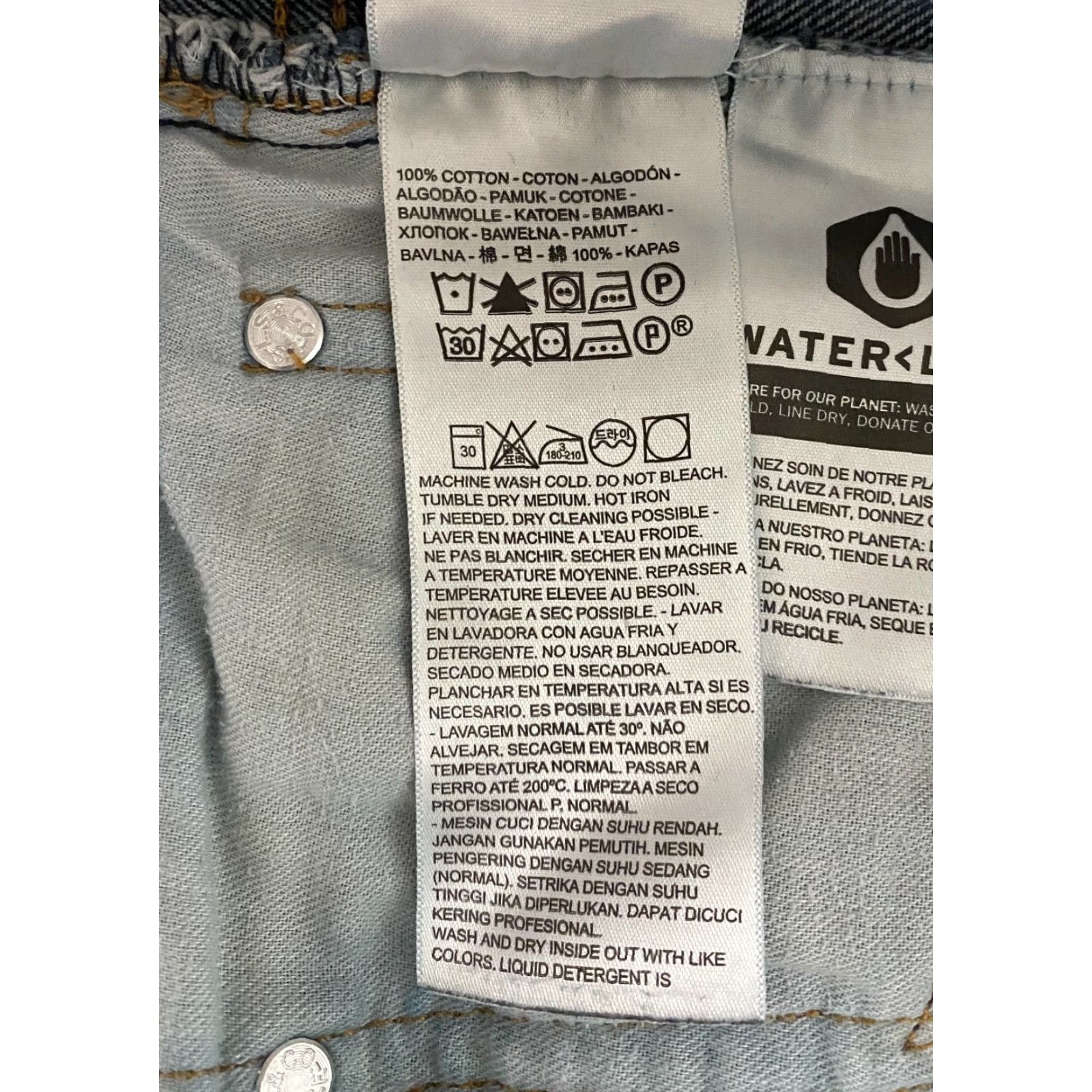 Levi's VINTAGE Levis 550 Relaxed Fit Jeans 38×28 Blue Faded Whiskers Men's Jeans 5-Pocket Denim Blue Levis 500 Series 100% Cotton Regular Size 38 Mens Size US 38 / EU 54 - 4 Thumbnail