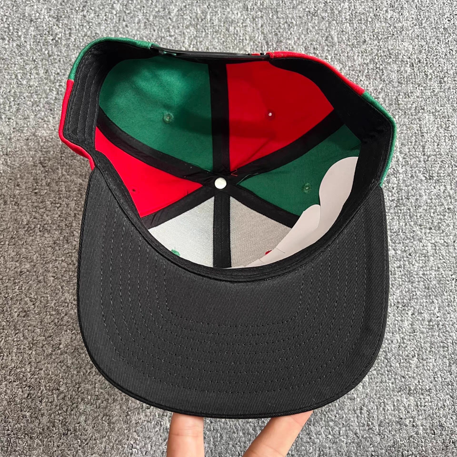 Cross Colours Cross Colours embroidered flat brim baseball cap Q7 Size ONE SIZE - 3 Thumbnail