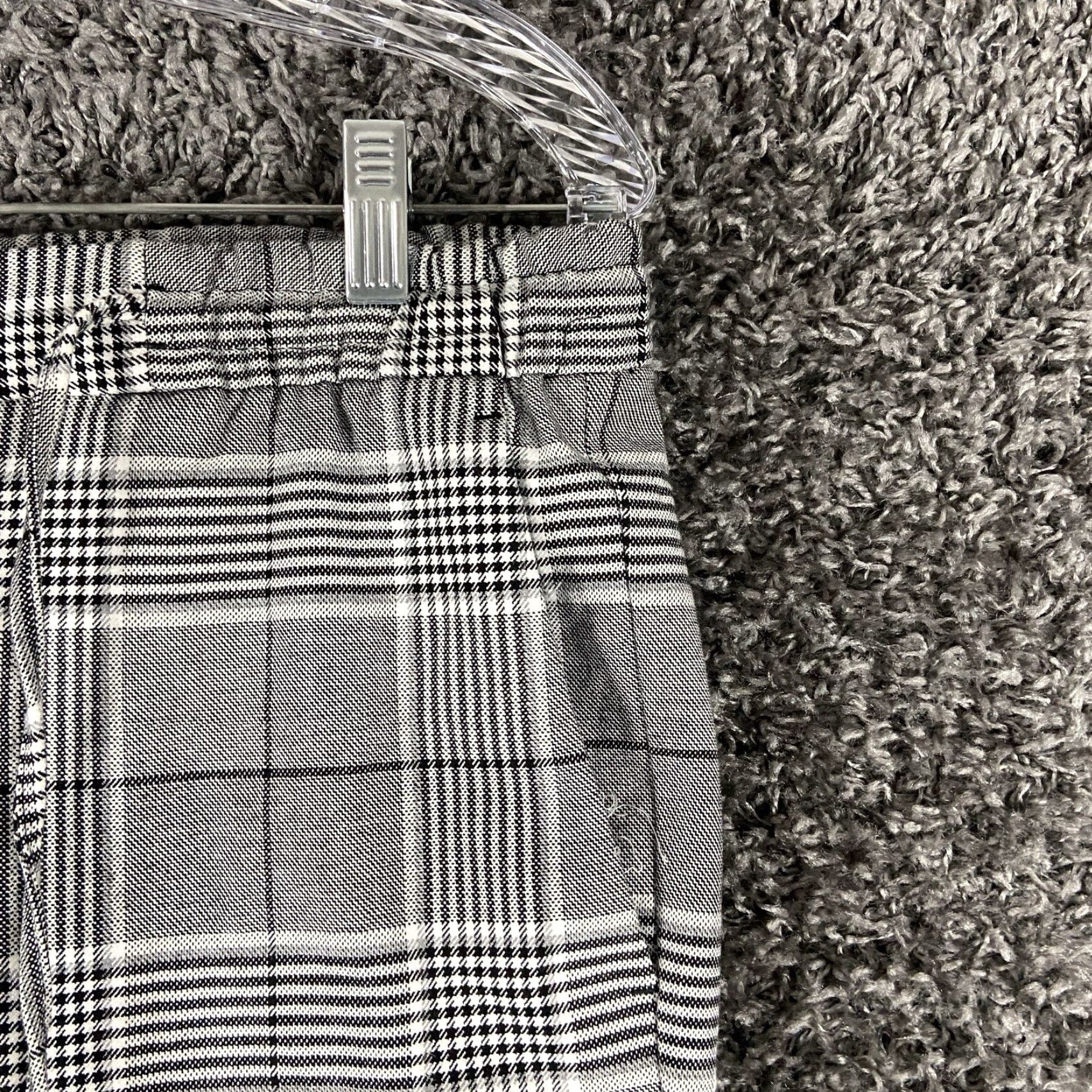 Banana Republic Banana Republic Plaid Pants Women's Small Black White Multicolor Womens Size 28" / US 6 / IT 42 - 4 Thumbnail