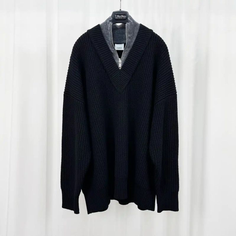 Burberry Burberry Wool-Blend V-Neck Sweatshirt for Men Size US M / EU 48-50 / 2 - 1 Thumbnail