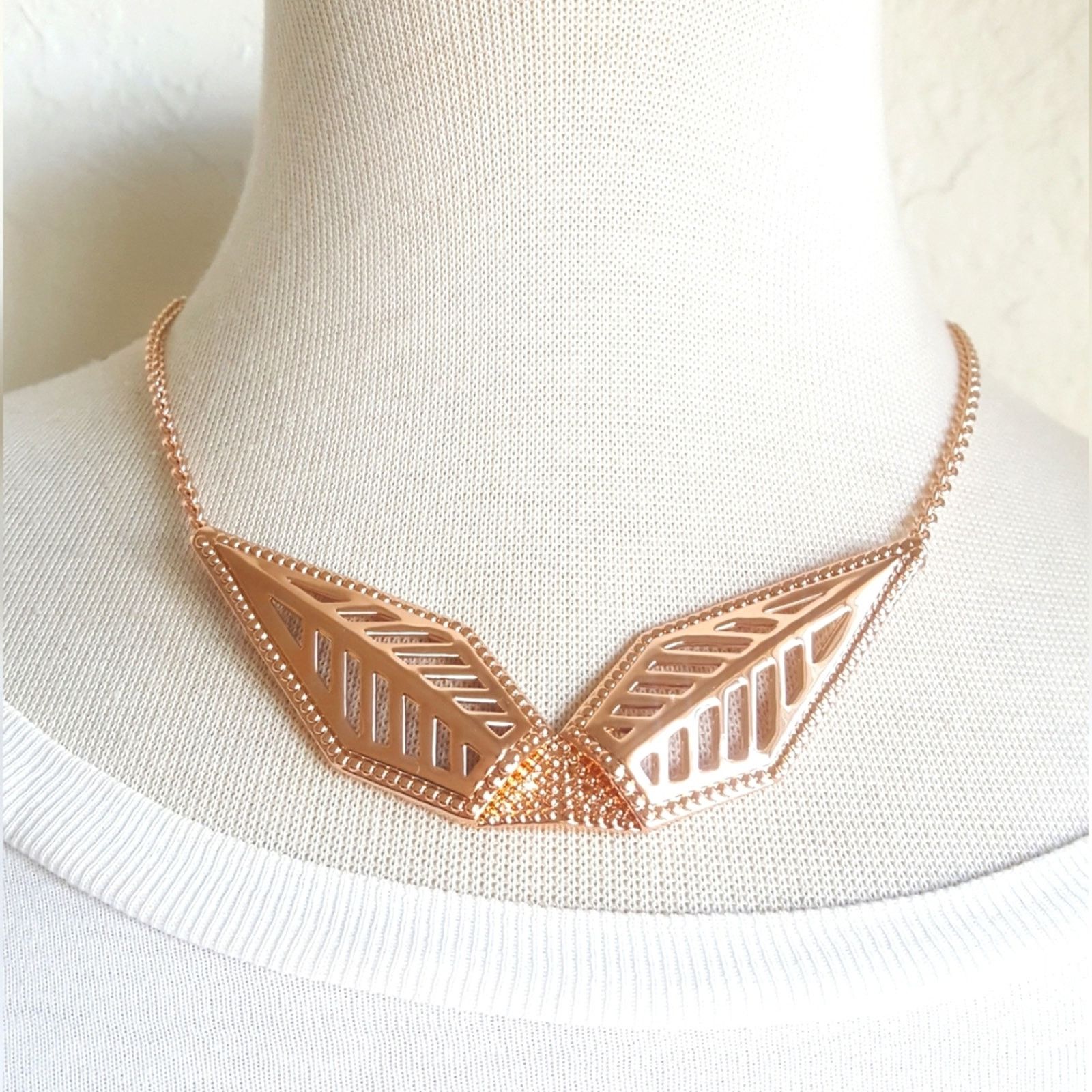 Rebecca Minkoff Rebecca Minkoff Rose Gold Pendant Necklace 💕 Like NEW Size ONE SIZE - 2 Thumbnail