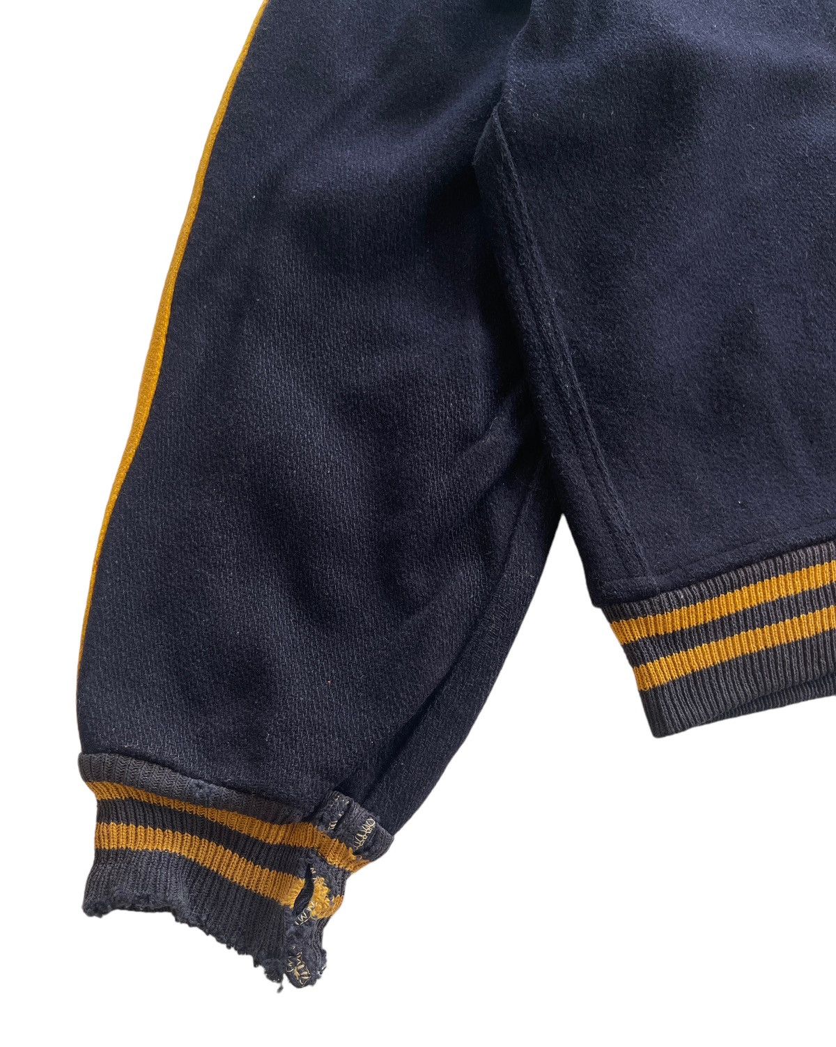 Vintage Vintage 50s Champions Running Man Distressed Varsity Jacket Size US M / EU 48-50 / 2 - 11 Thumbnail