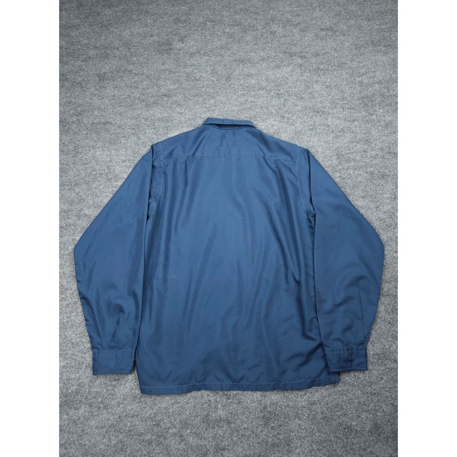 JCPenney VINTAGE Penneys Shirt Mens Small 14 - 14.5 Blue Dacron Blend Button Up Town 60s Mens Clothing Button-Up Shirt Blue Size US S / EU 44-46 / 1 - 5 Thumbnail