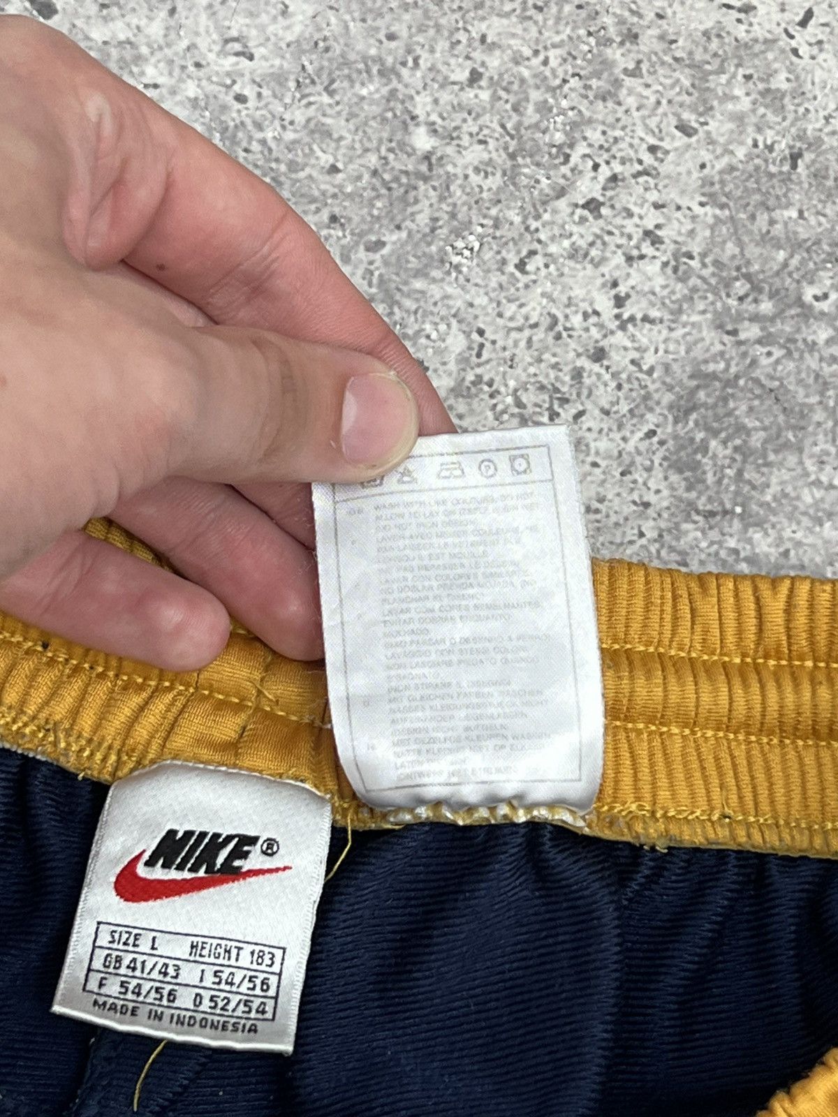 Nike Nike Track Suit Vintage Jacket Pants 00 Gorpcore Vintage Size US L / EU 52-54 / 3 - 14 Thumbnail