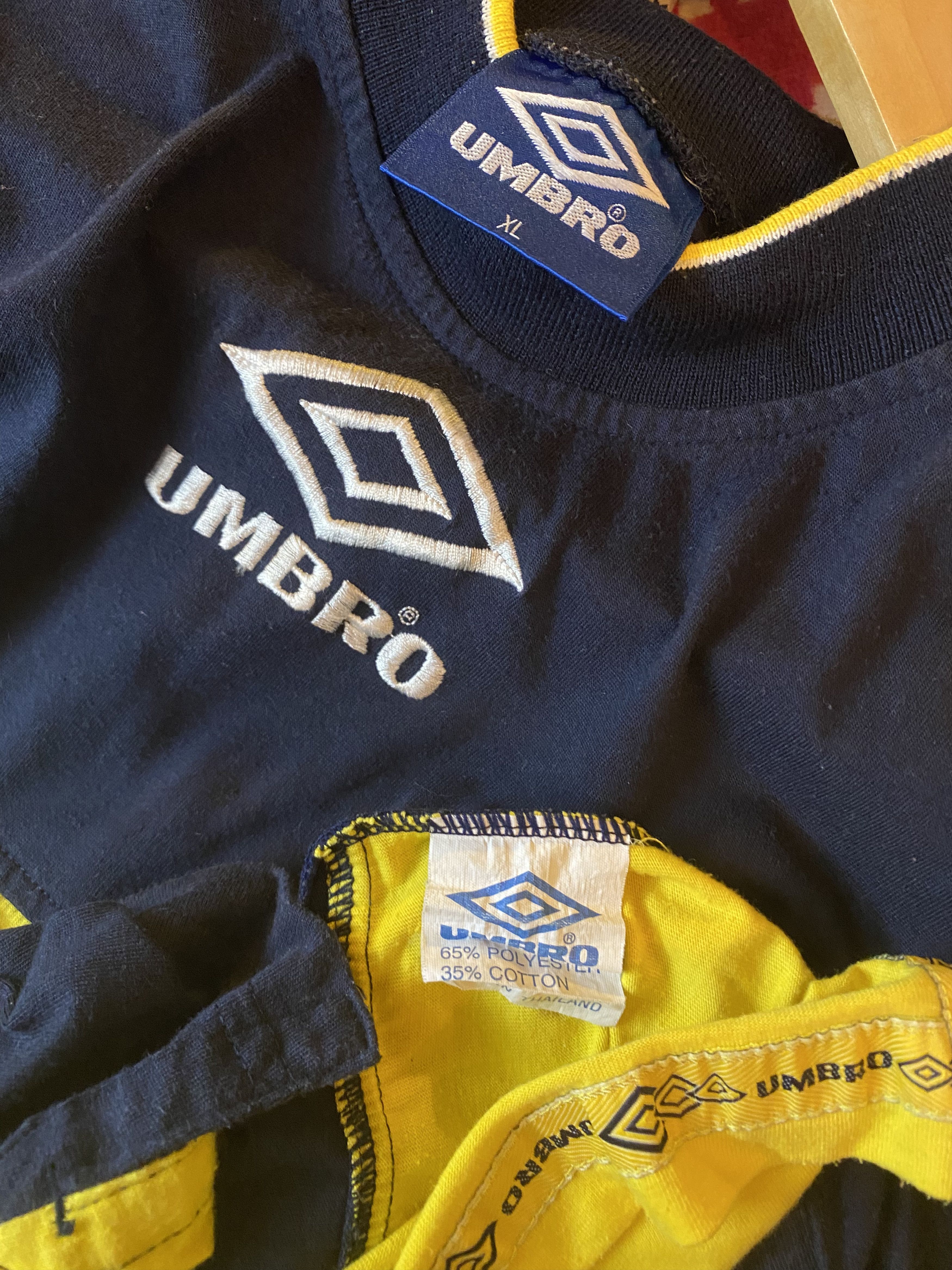 Umbro 1998/1999 Vintage Umbro Scotland Football Training Top Size US XL / EU 56 / 4 - 7 Thumbnail