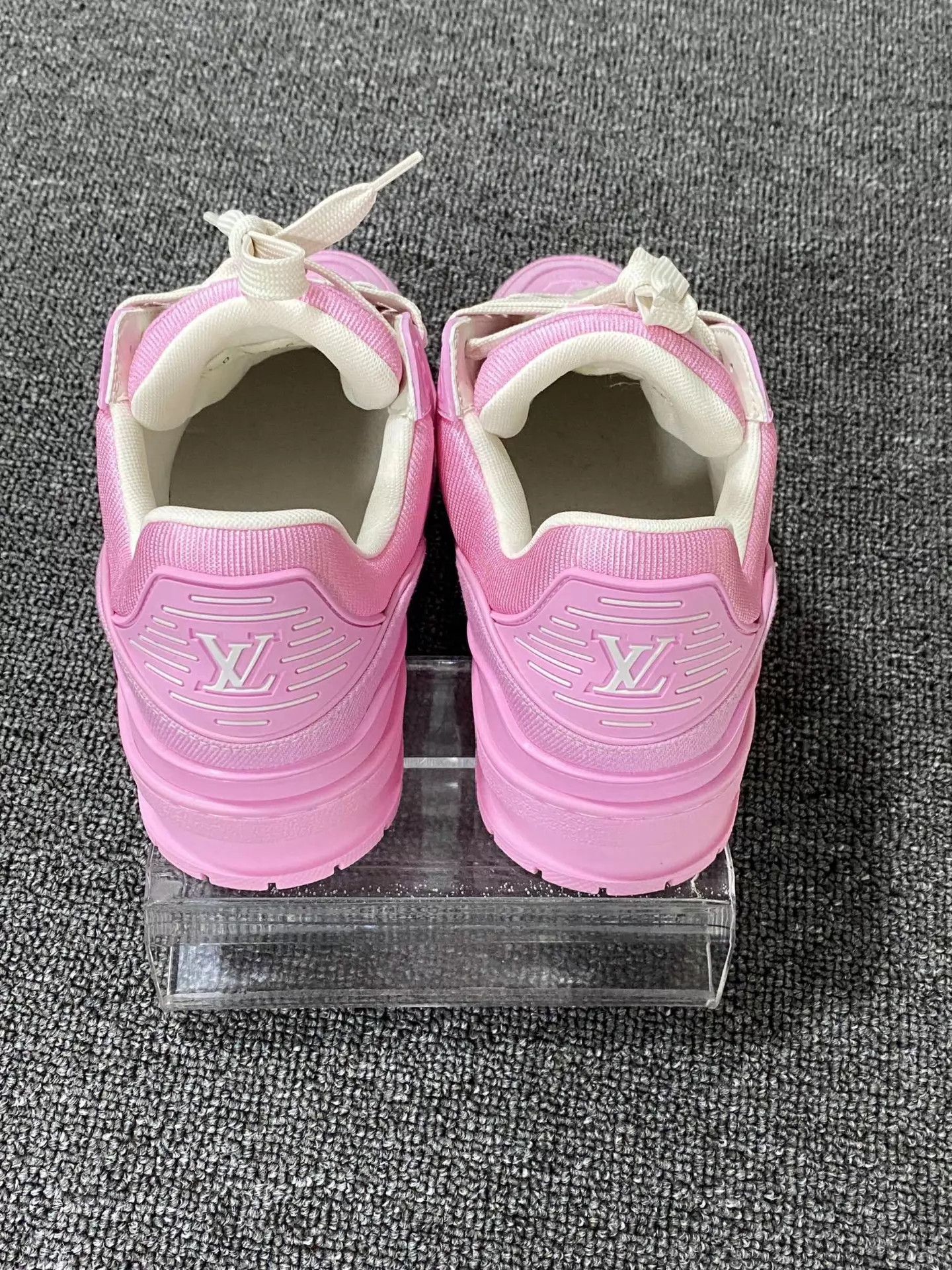 Louis Vuitton LV Pink Denim Full Print Trainer 37.5 Size US 7 / IT 37 - 5 Thumbnail