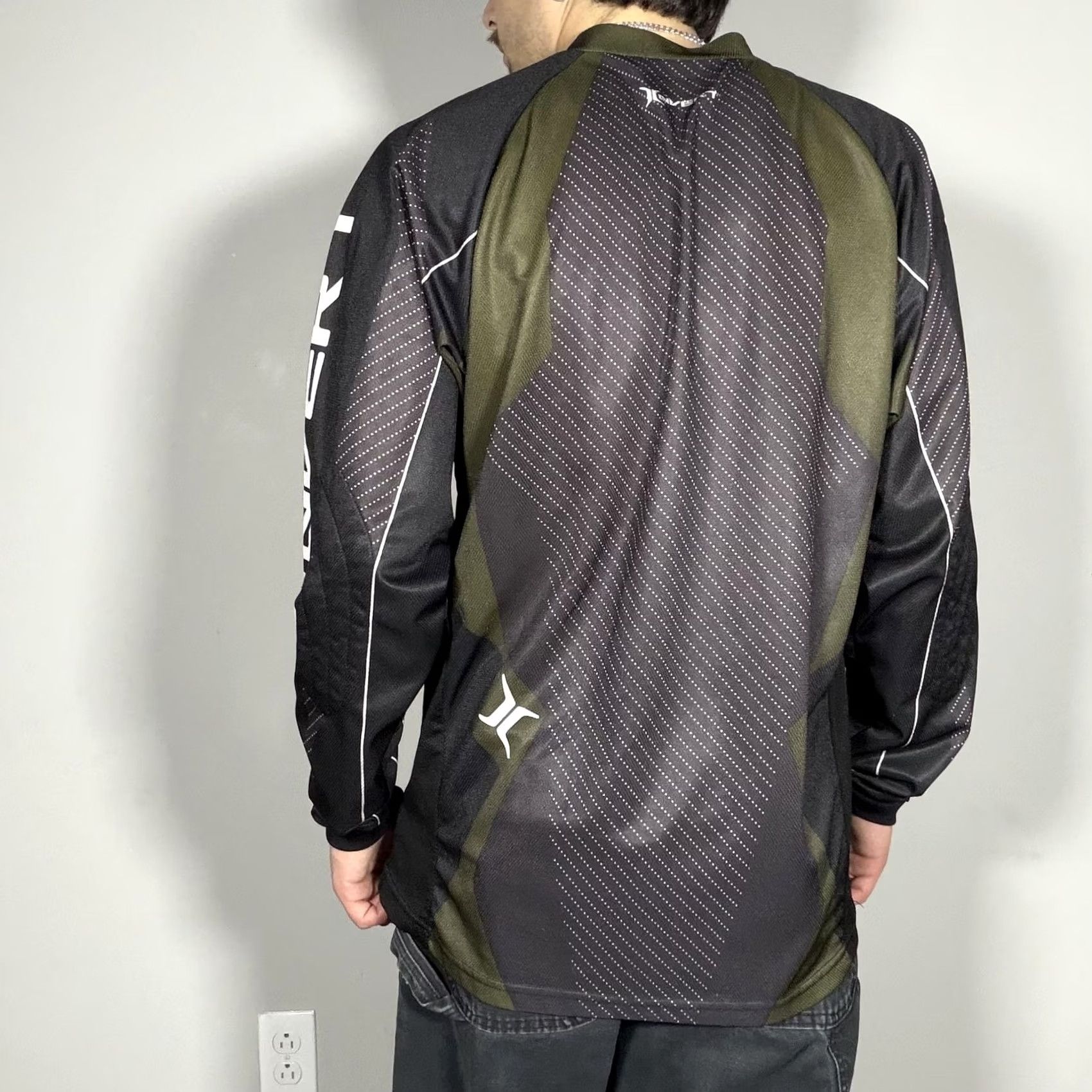 Vintage Invert Paintball Jersey Shirt Large Black Green Y2K Graphic Long Sleeve Top Size US L / EU 52-54 / 3 - 2 Thumbnail
