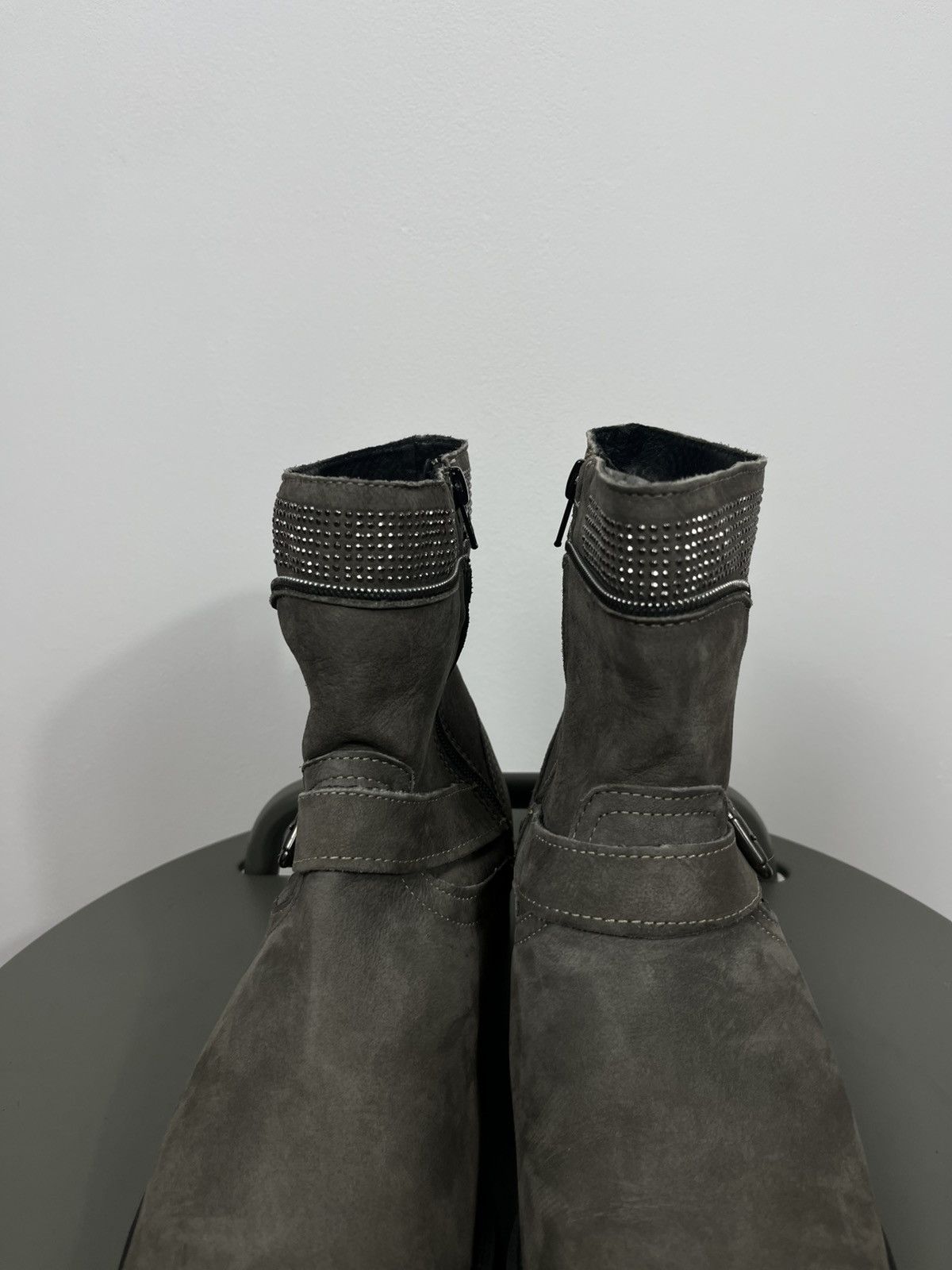 Vintage Women’s Suede Ankle Boots Zip Buckle Studded Gray Size EU 40 Size US 9.5 / IT 39.5 - 6 Thumbnail