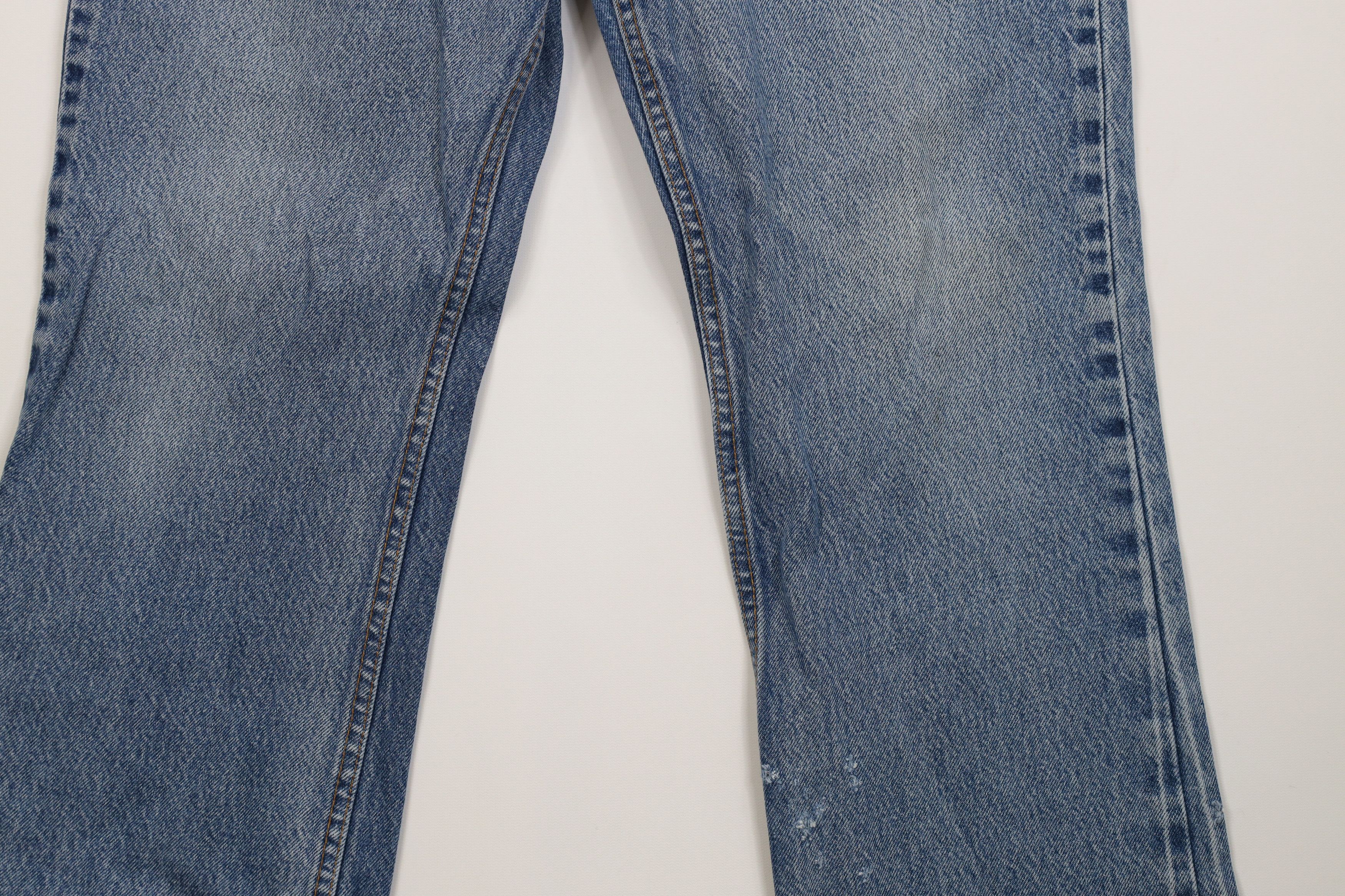 Levi's Vintage Y2K Levis 517 Flared Bootcut Denim Jeans Blue USA Size US 36 / EU 52 - 4 Thumbnail