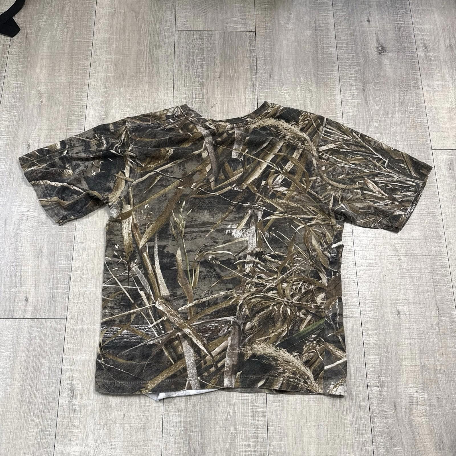 Other Game Winner RealTree Camo Short Sleeve Hunting T-Shirt Size US S / EU 44-46 / 1 - 5 Thumbnail