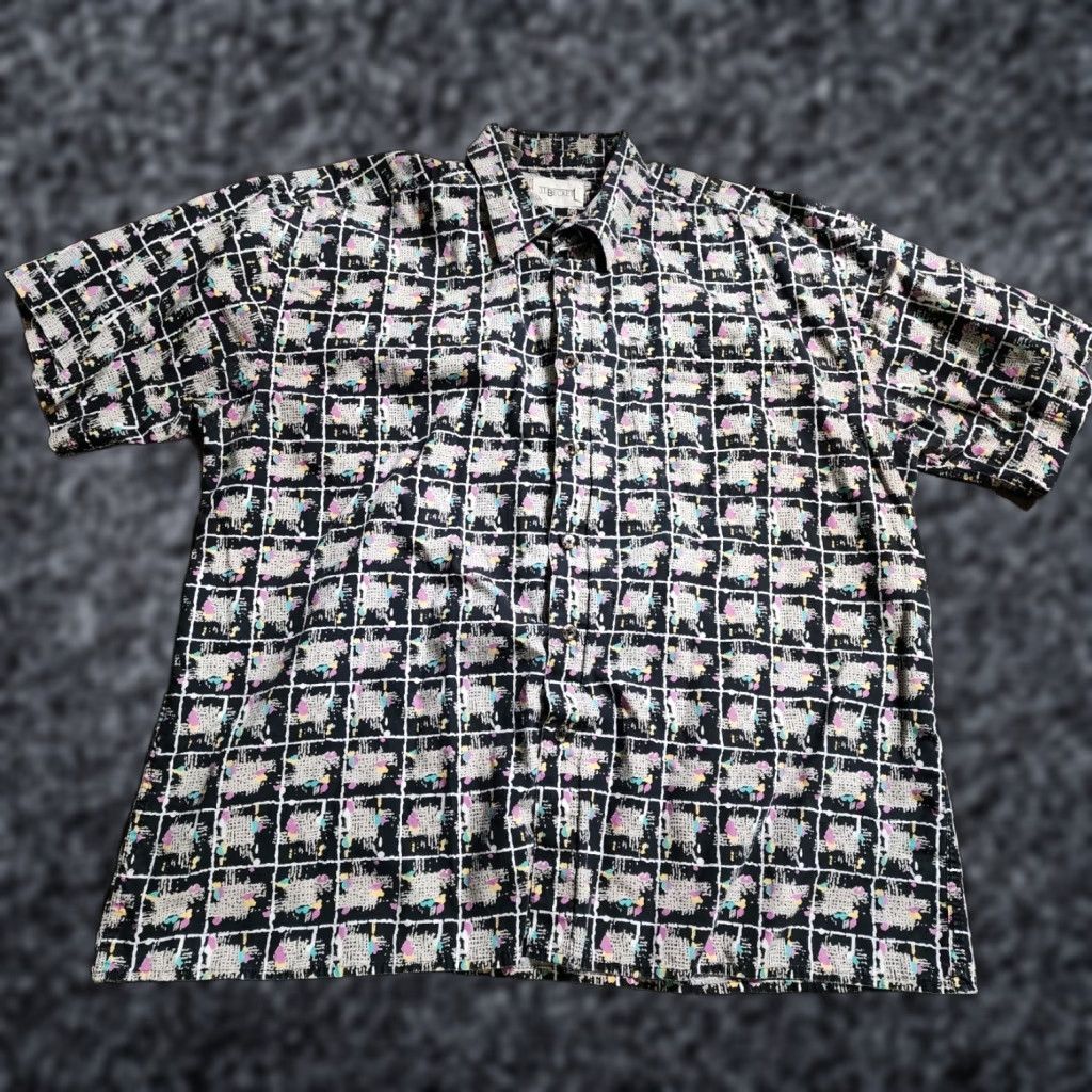Vintage VINTAGE J.T. BECKETT 90s Geometric Short Sleeve Button Down Shirt Adult Large Black Mens Size US L / EU 52-54 / 3 - 1 Thumbnail