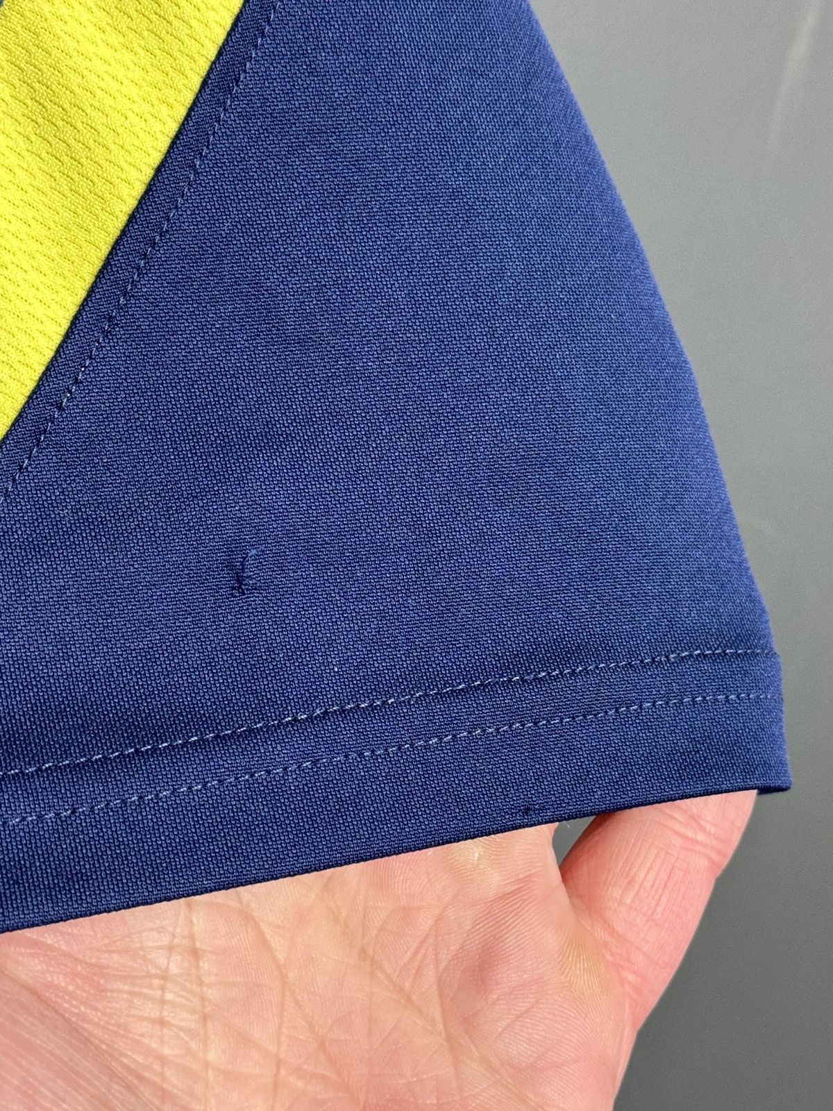 Nike Tottenham Hotspur Training Football Jersey Size US M / EU 48-50 / 2 - 4 Thumbnail
