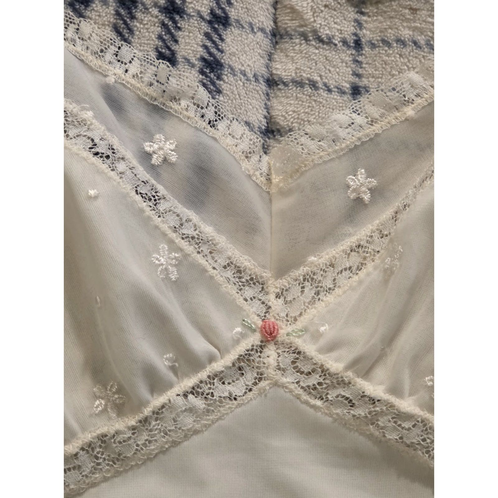 Henson VINTAGE Henson Kickernick Full Slip Satin & Lace Ivory Womens 32 XS/S 60s 70s Eveningwear Womens Lace Size ONE SIZE - 3 Thumbnail